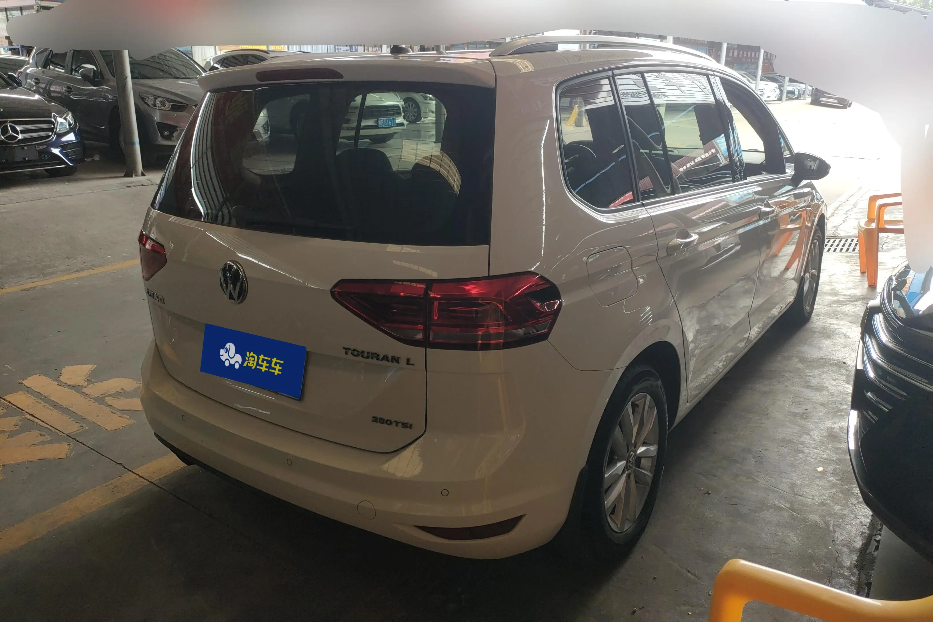 Volkswagen Touran L
