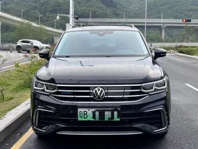 Volkswagen Tiguan L PHEV