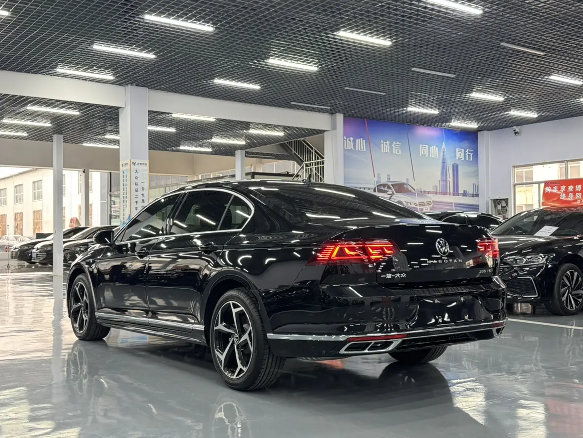 Volkswagen Magotan