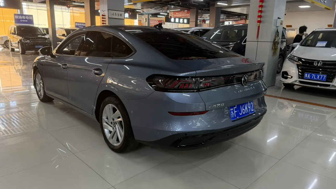 Volkswagen Lamando