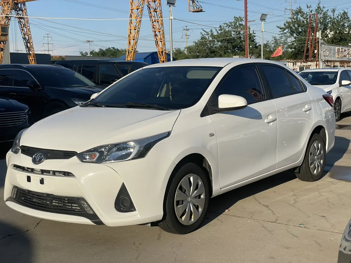 Toyota YARiS L Enjoy