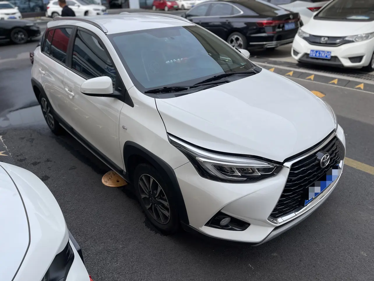 Toyota Yaris L