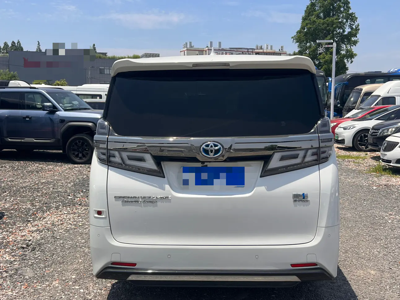 Toyota Crown Wellfire