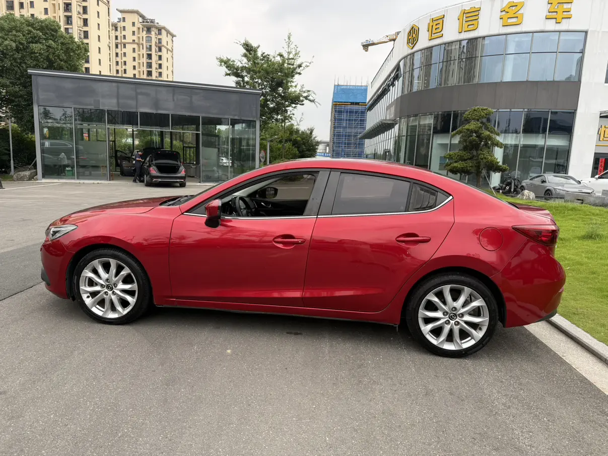 Mazda Axela