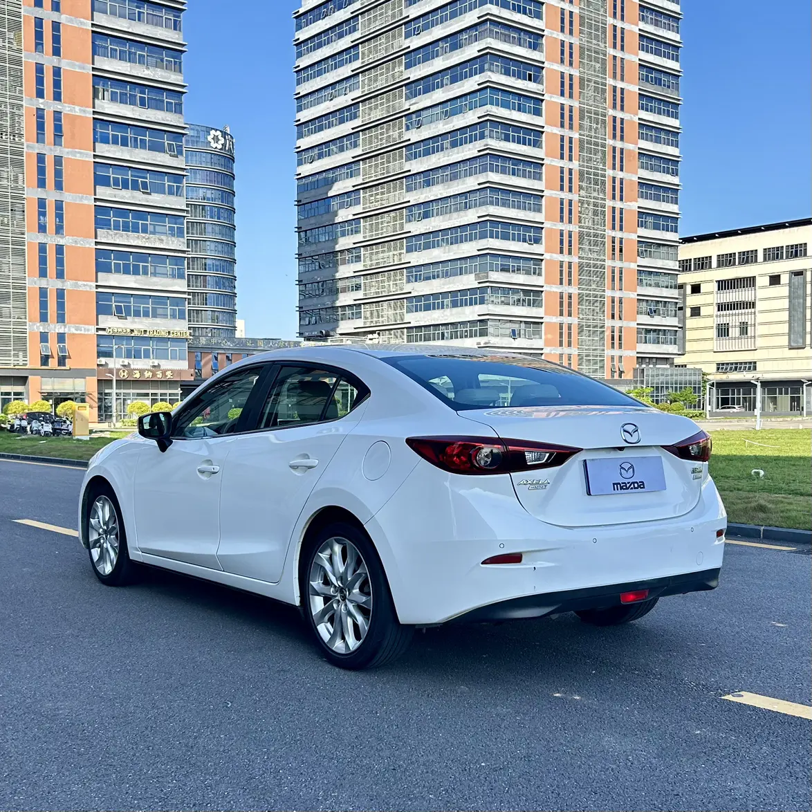 Mazda Axela
