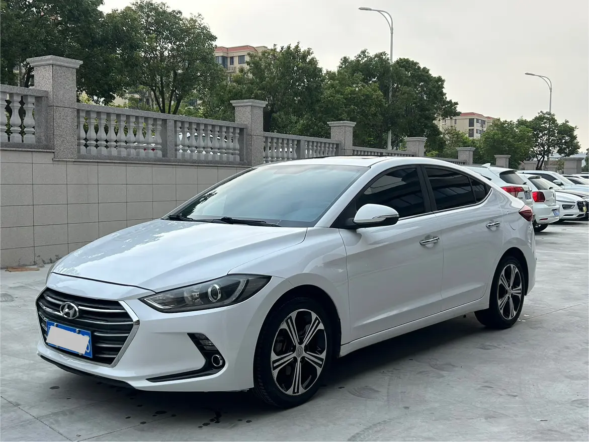 Hyundai Lead