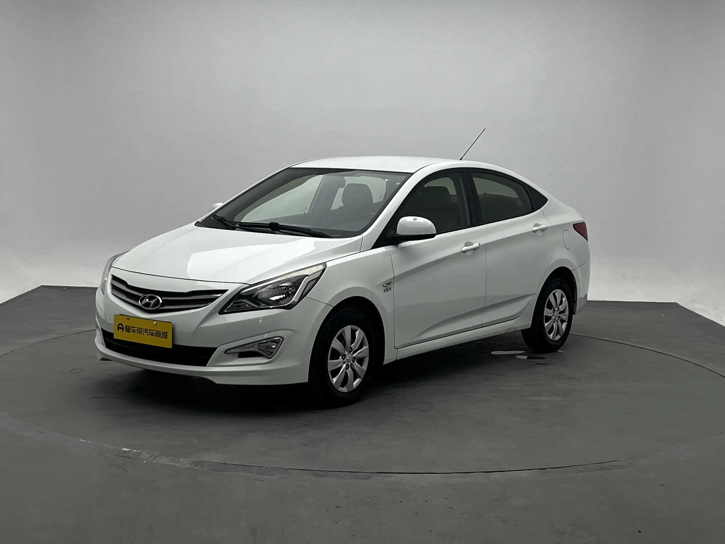 Hyundai Verna