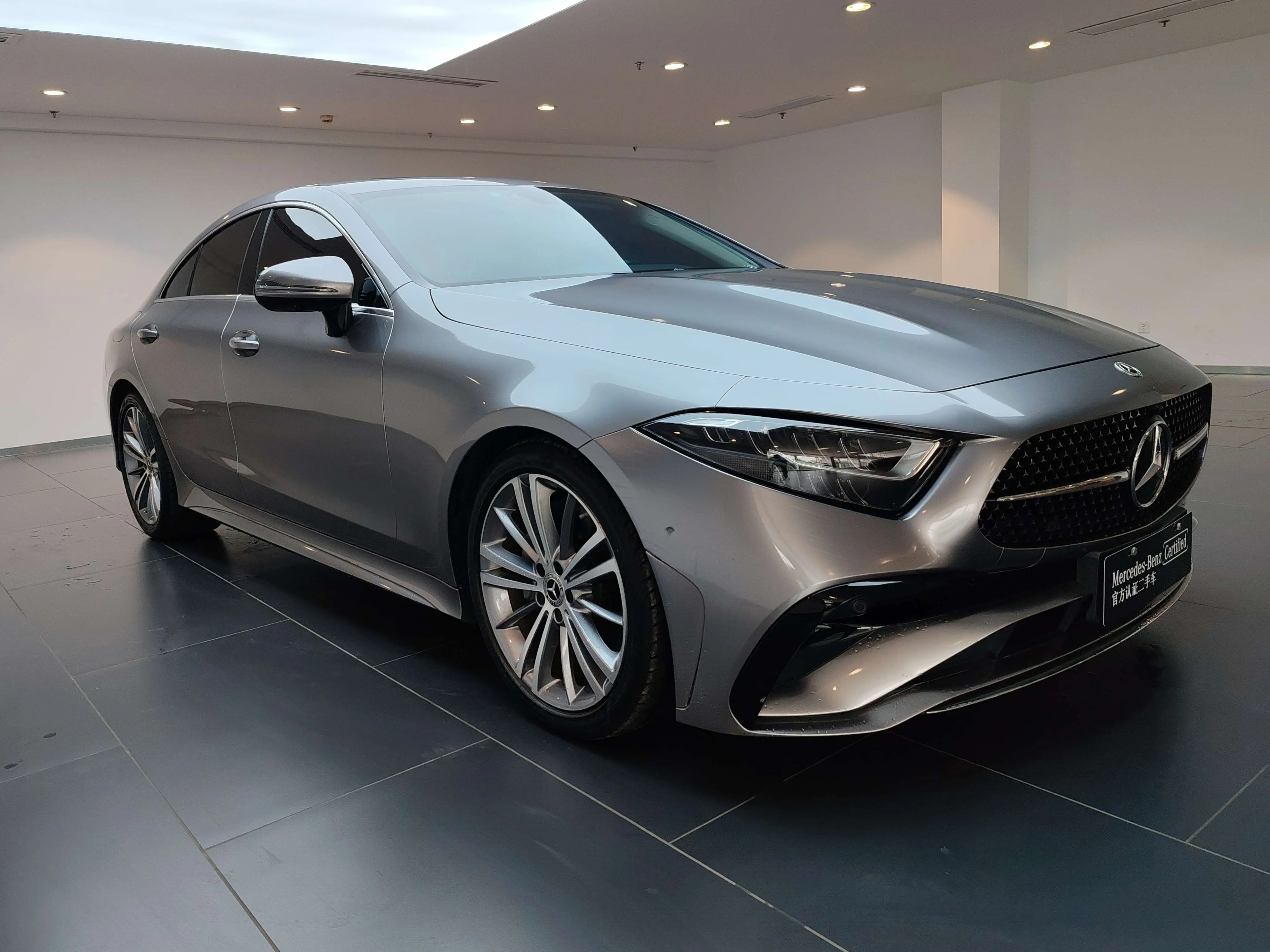 Mercedes-Benz CLS