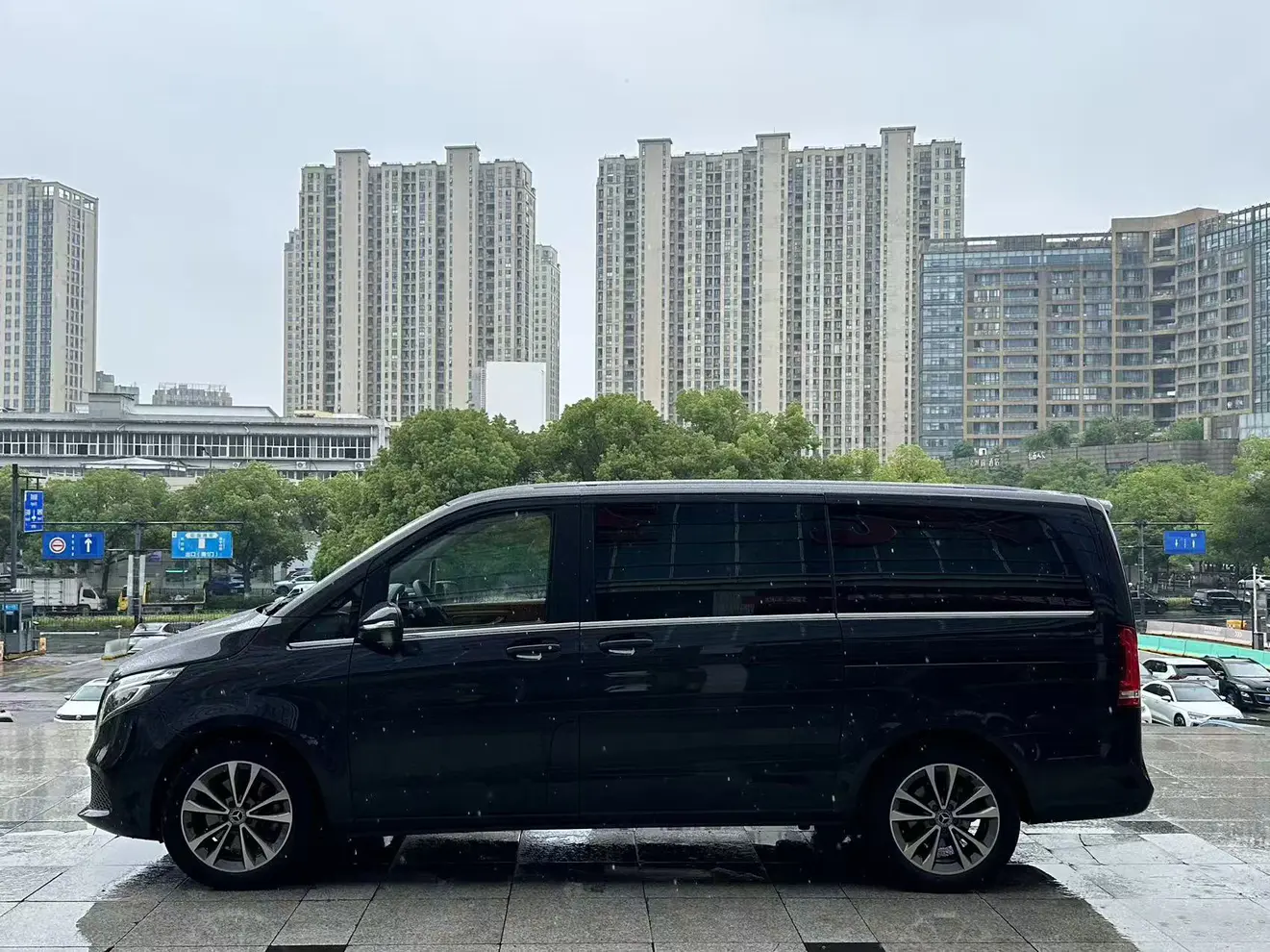 Mercedes-Benz V Class