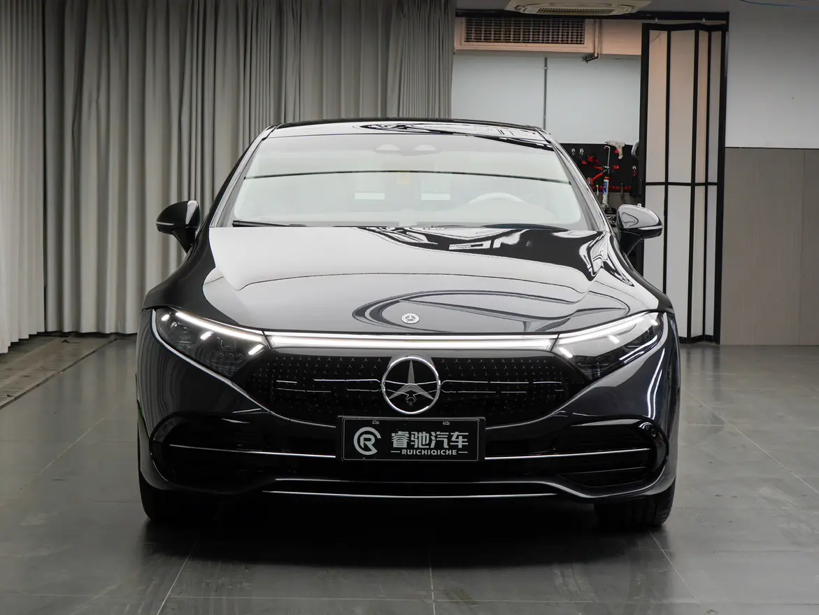 Mercedes-Benz EQS