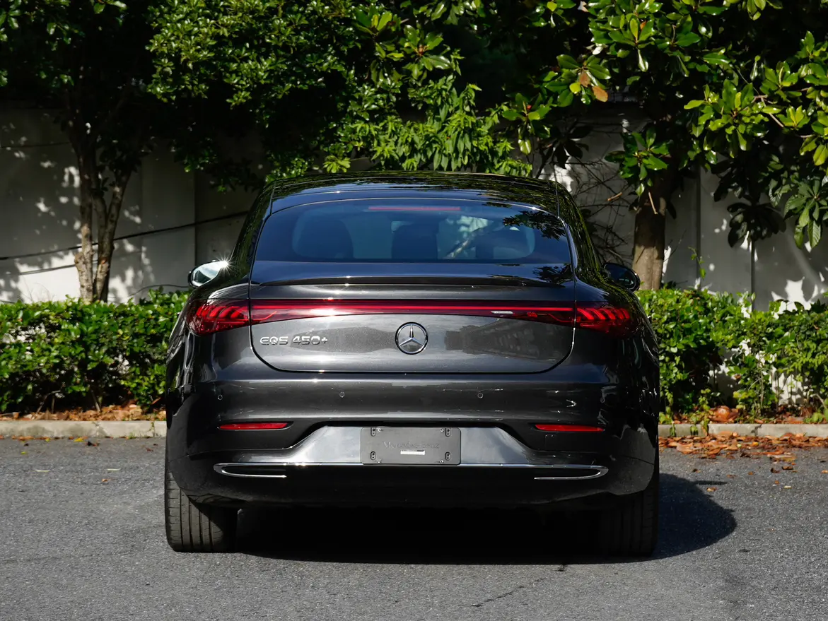 Mercedes-Benz EQS