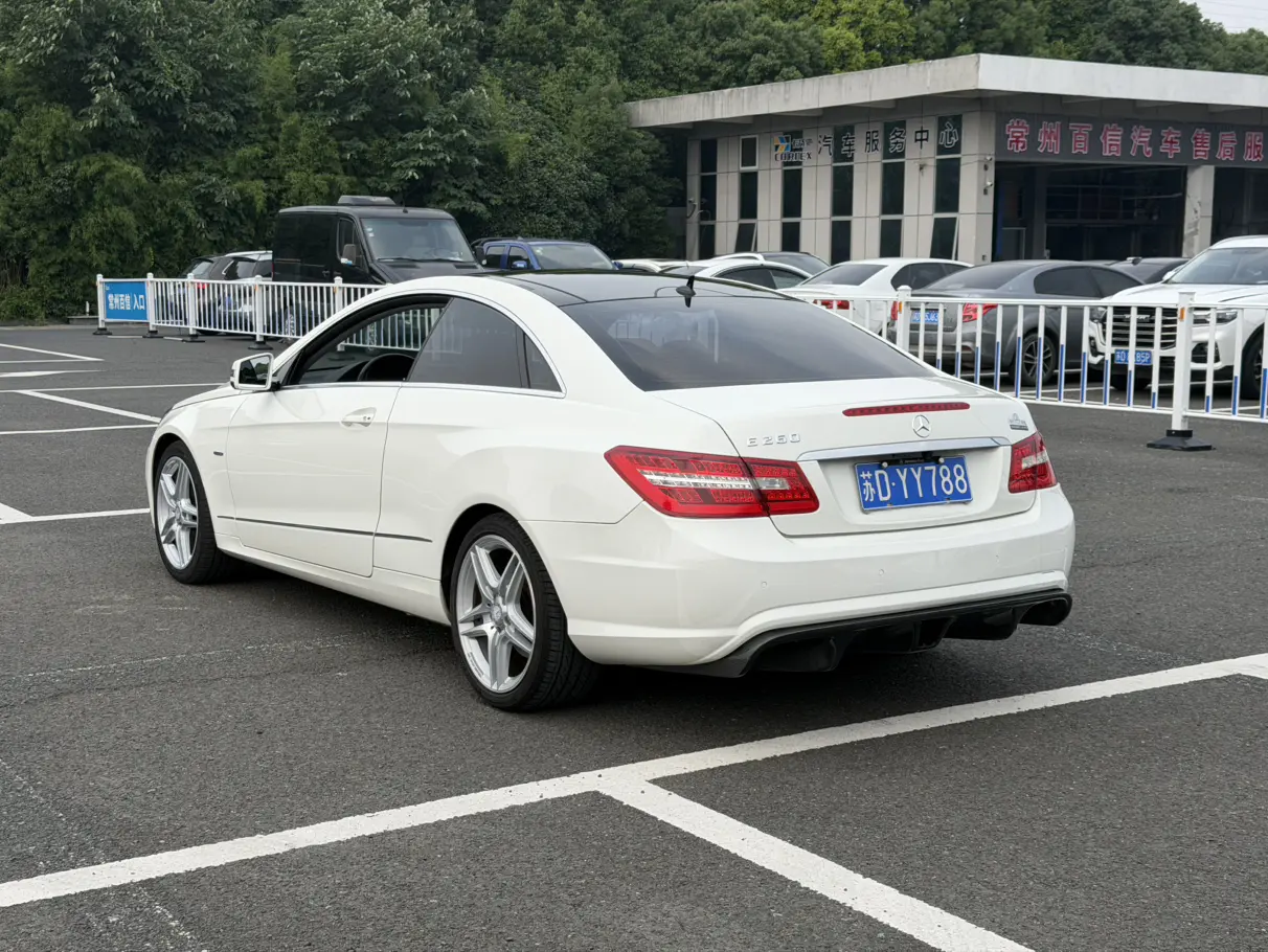Mercedes-Benz E-Class