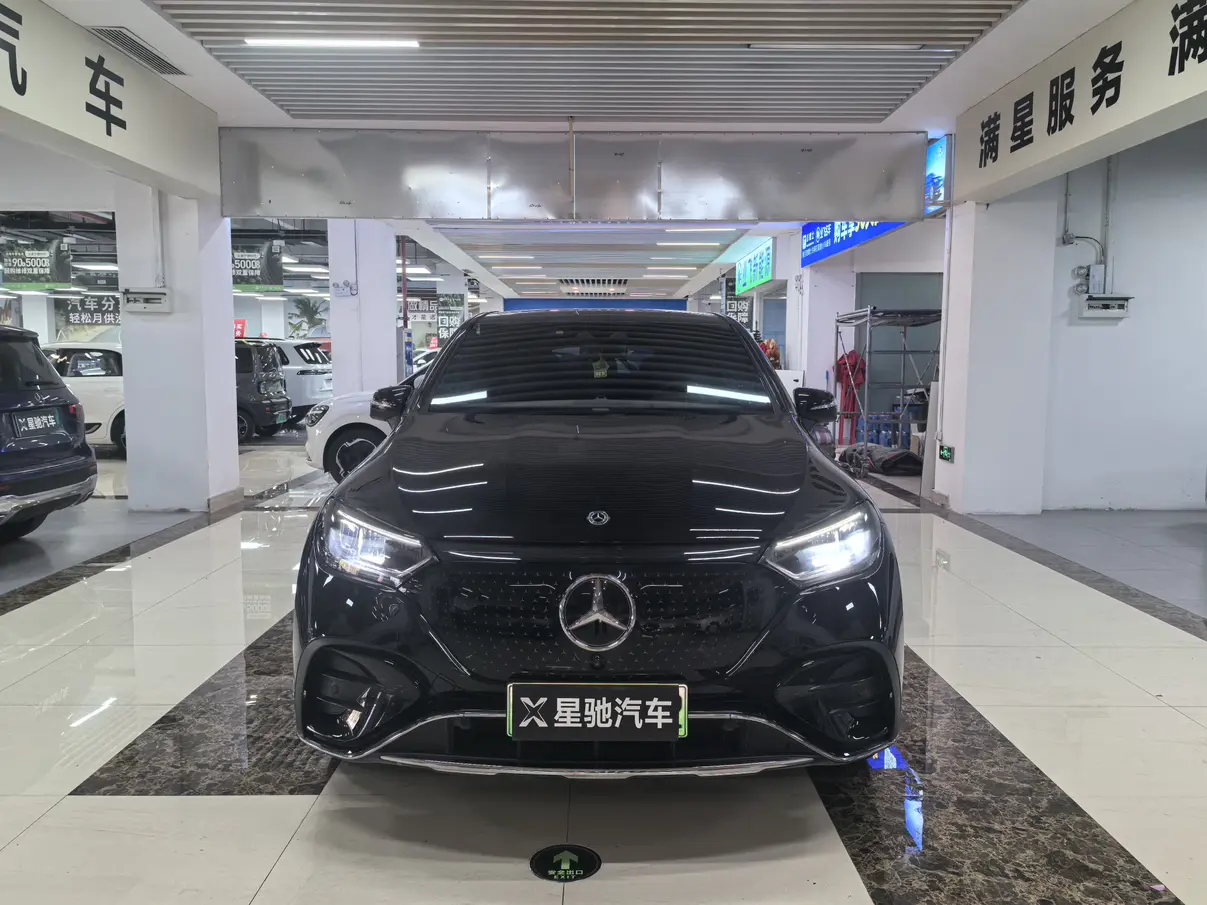 Mercedes-Benz EQE SUV