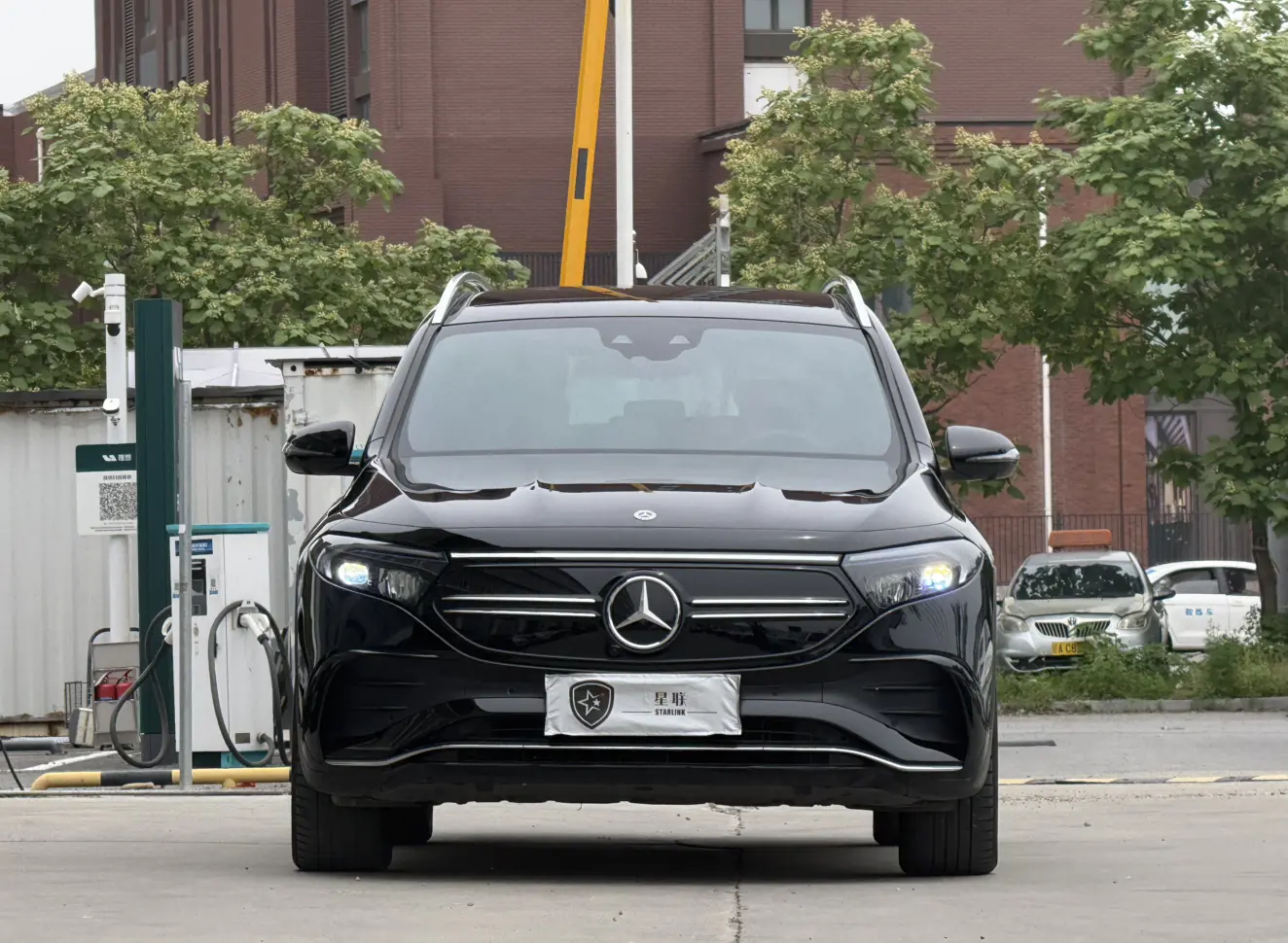 Mercedes-Benz EQB