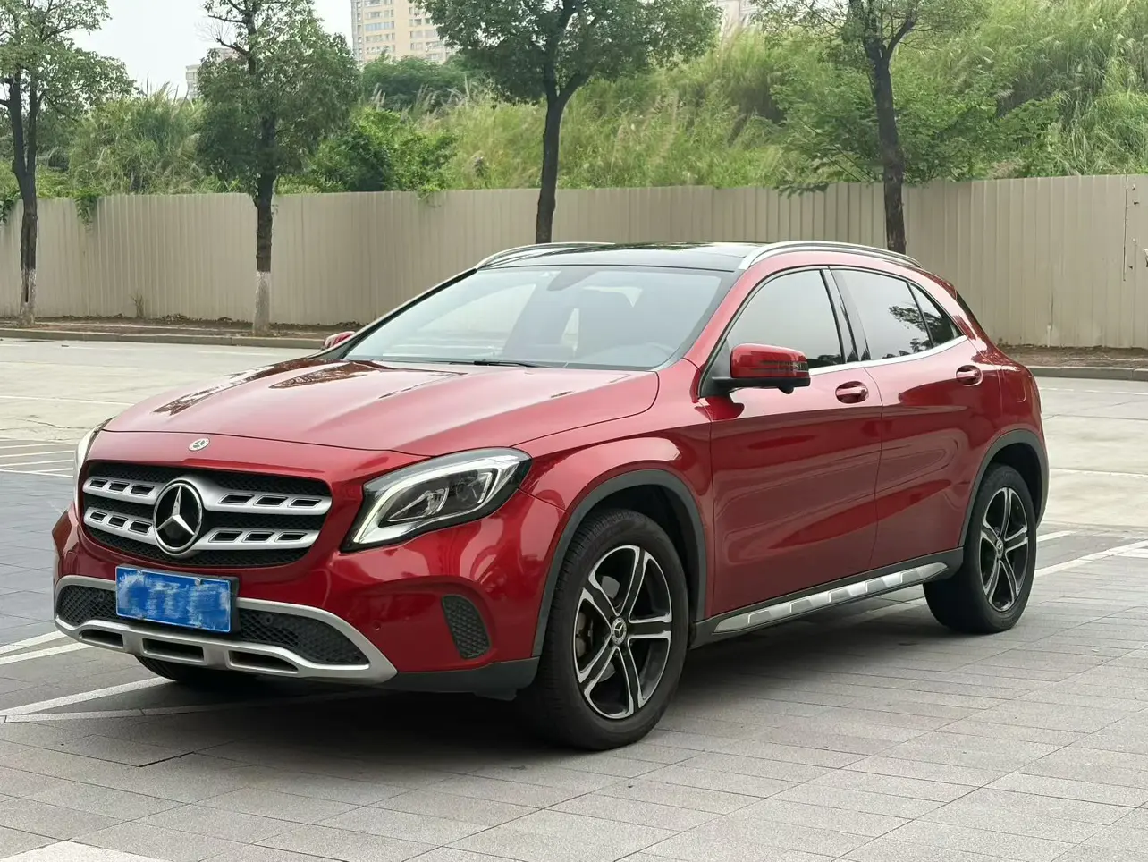 Mercedes-Benz GLA