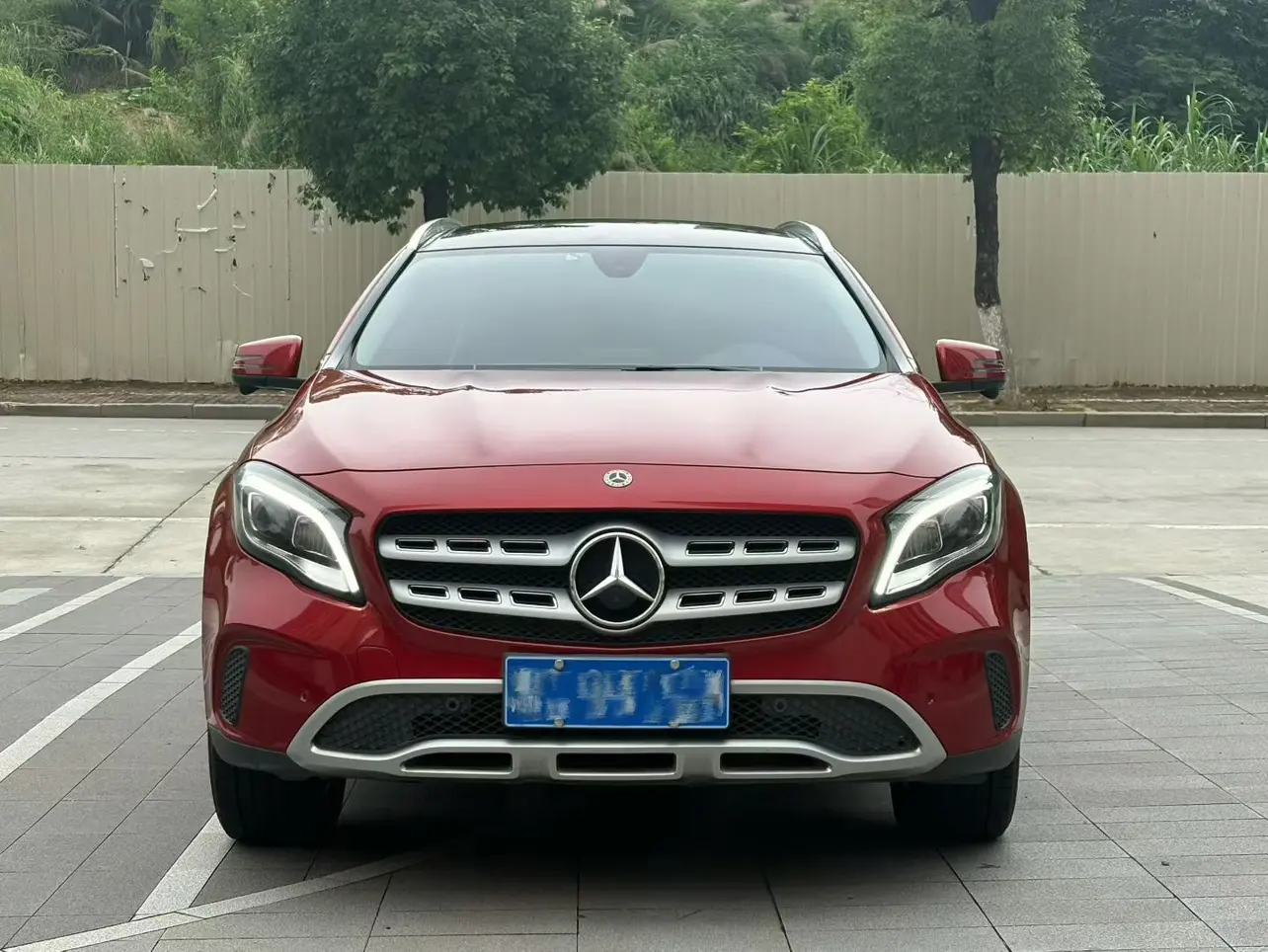 Mercedes-Benz GLA