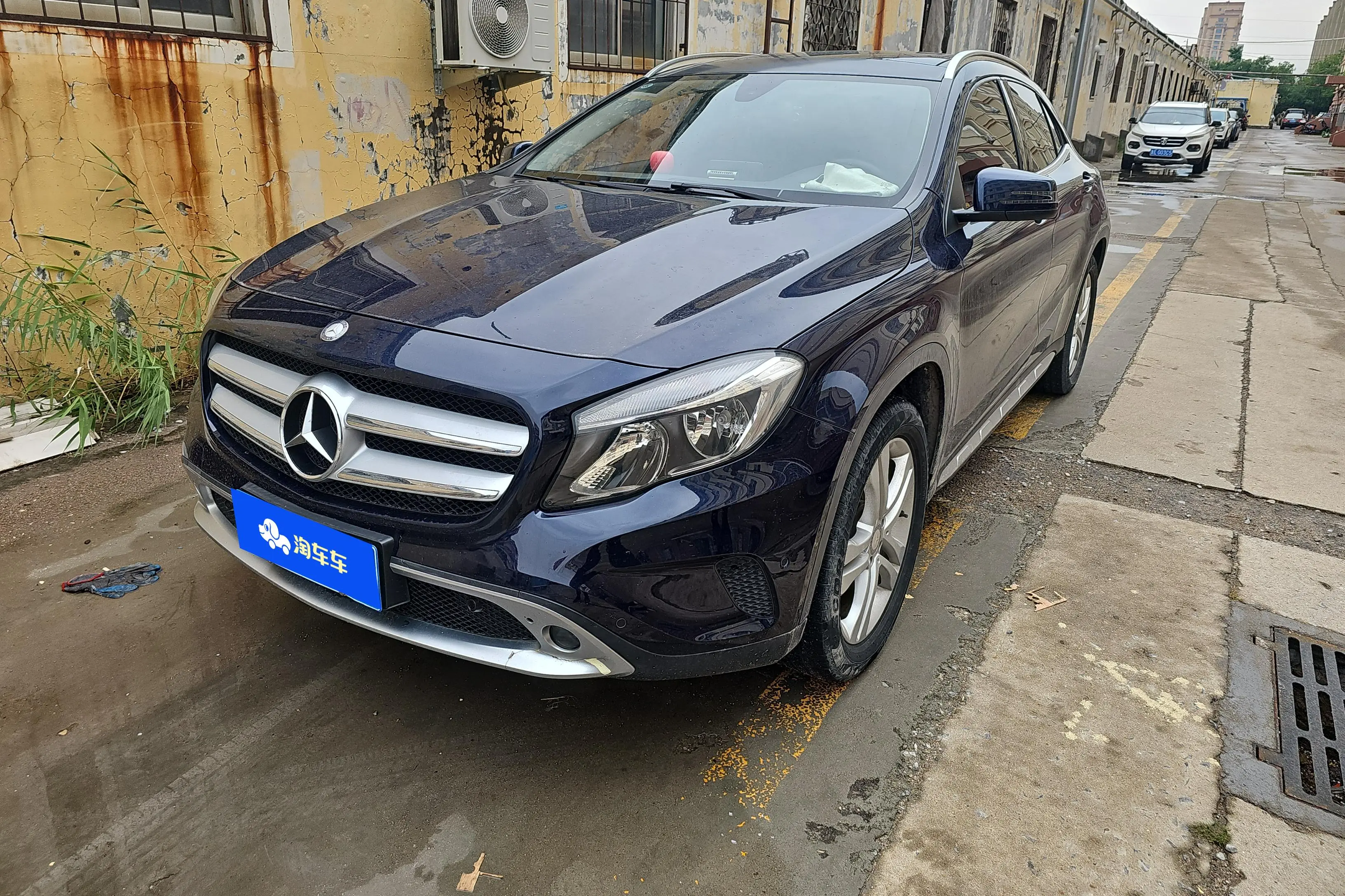 Mercedes-Benz GLA