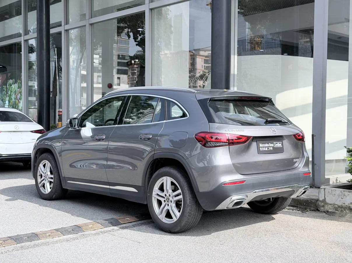 Mercedes-Benz GLA