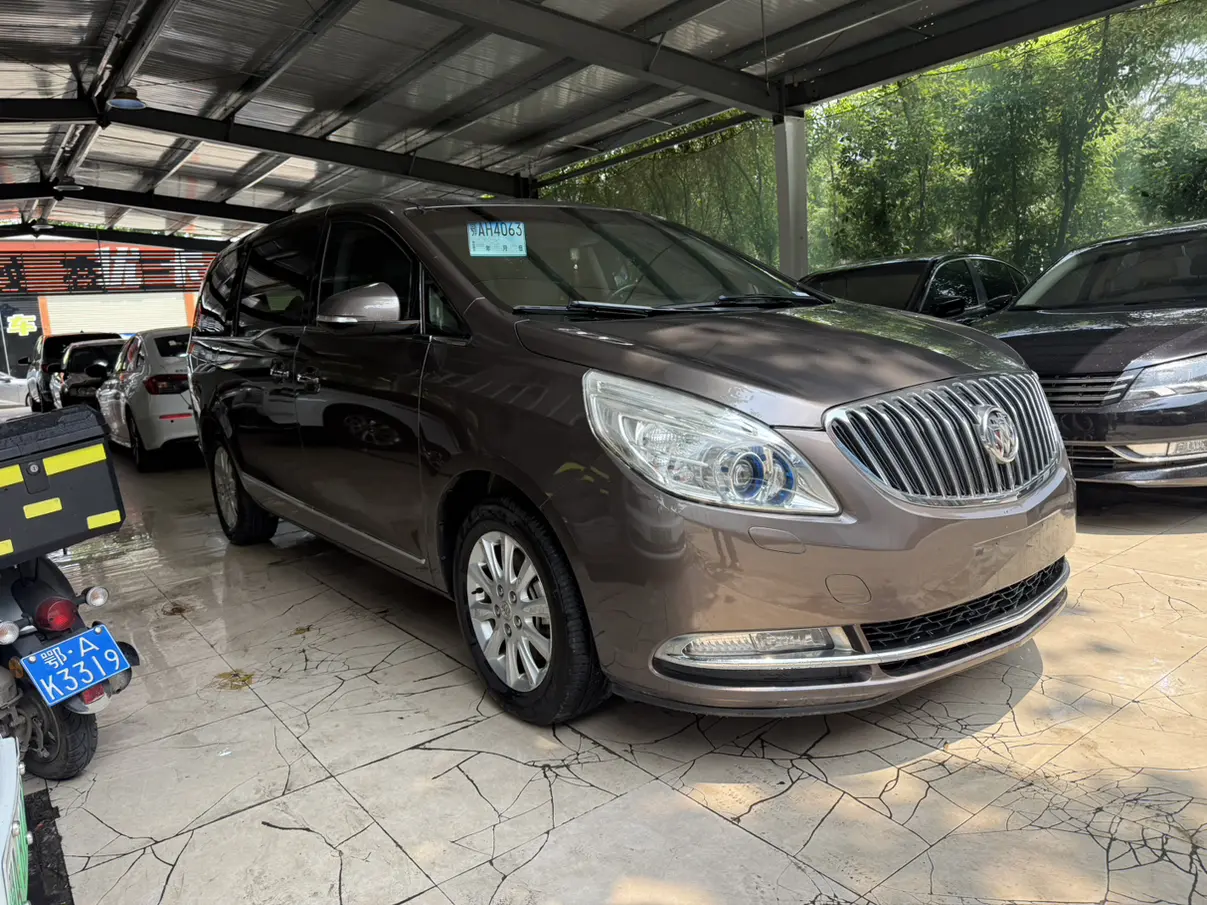 Buick GL8