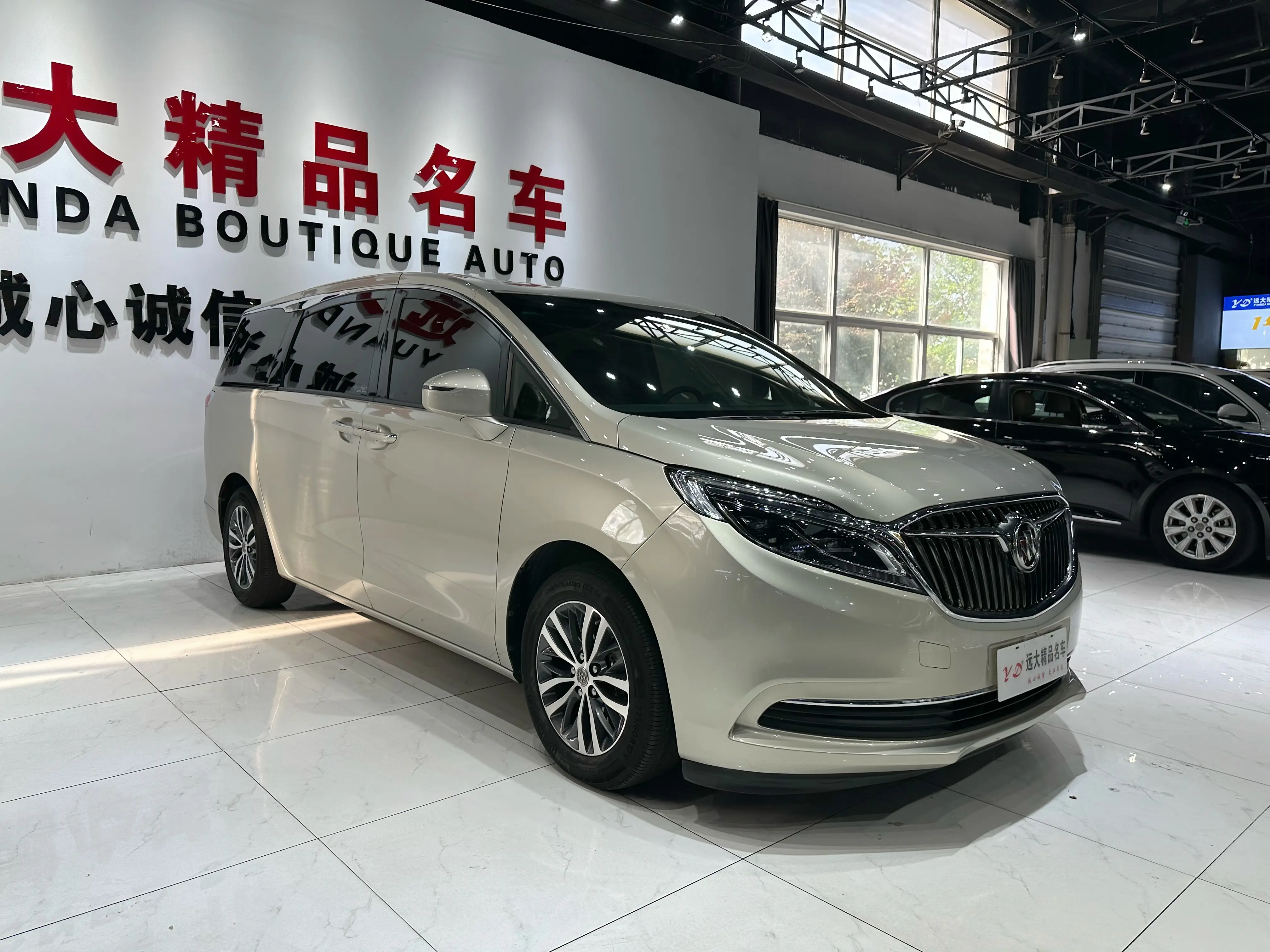 Buick GL8