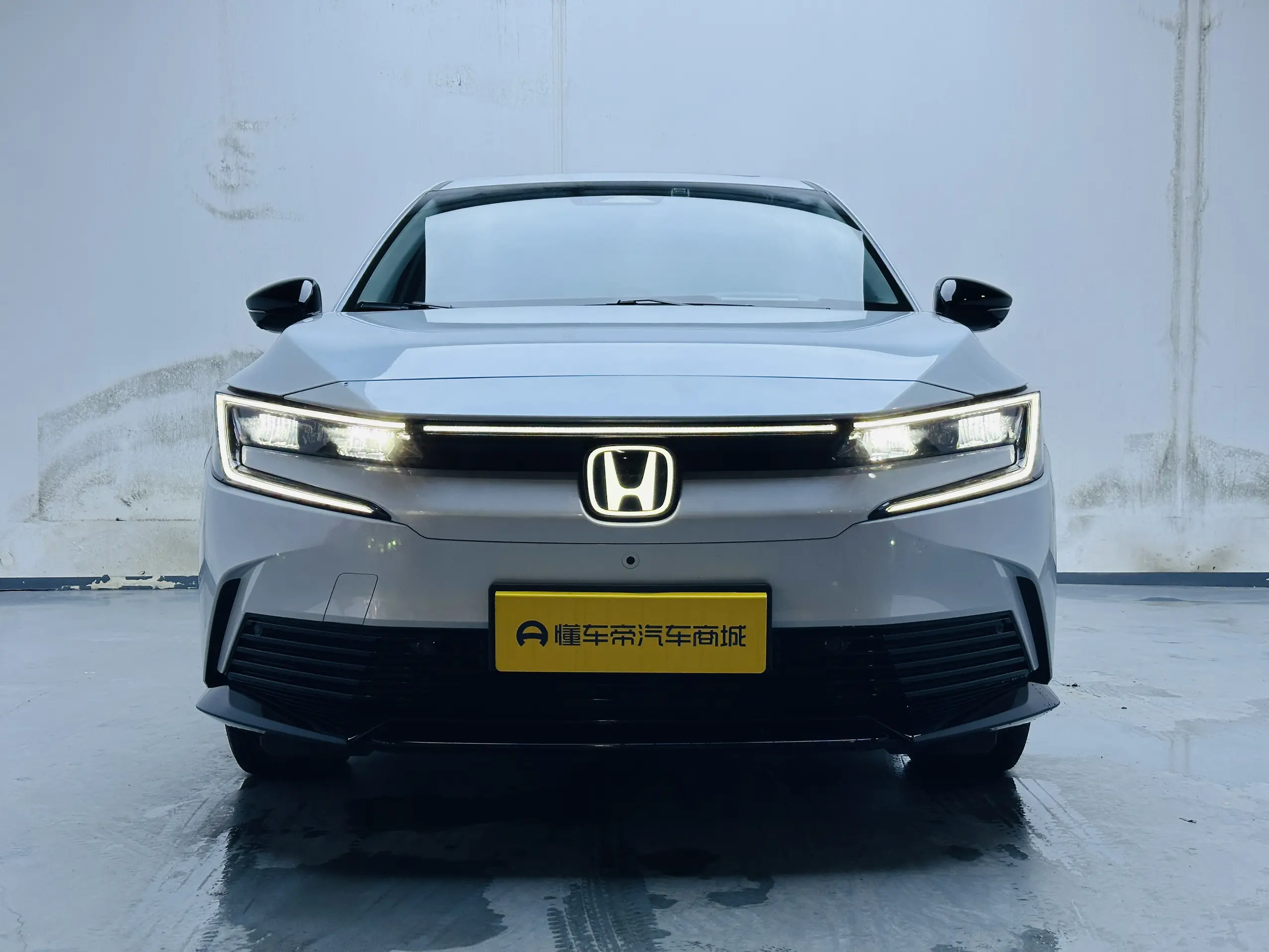 Honda E:NP2 Ji Pai 2