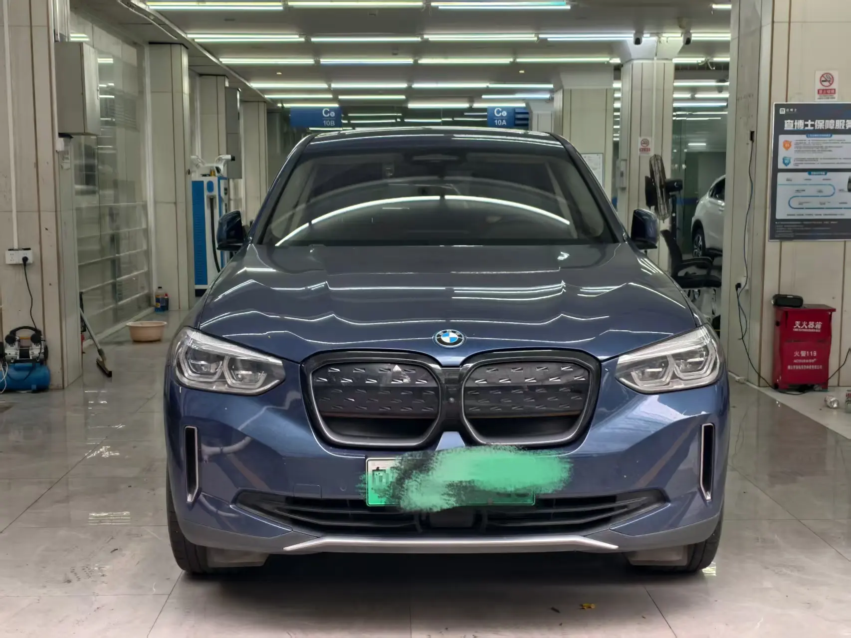 BMW iX3