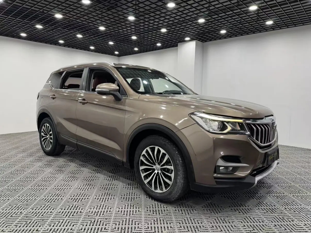 Brilliance Zhonghua V6