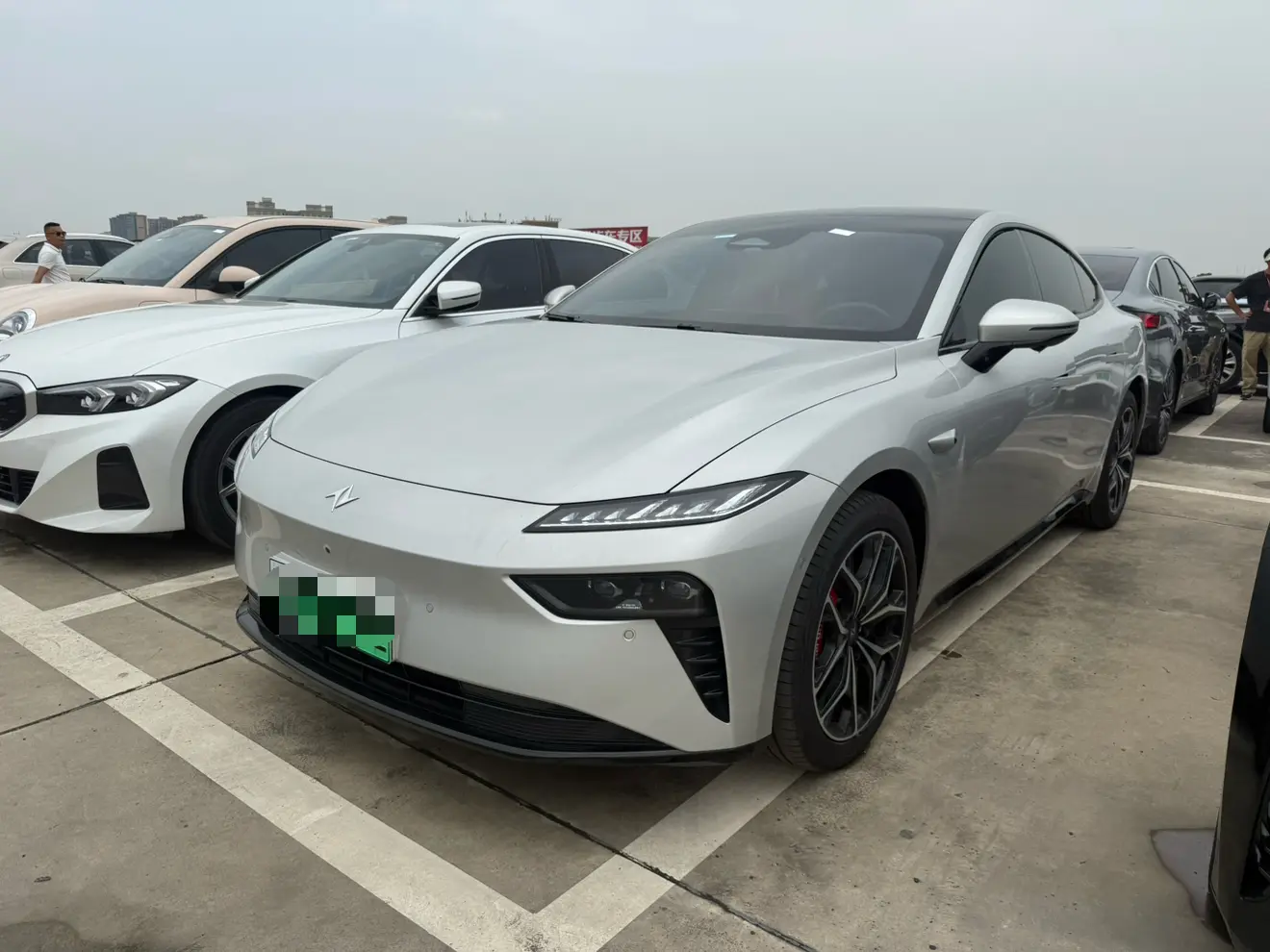 Dongfeng Yipai 007