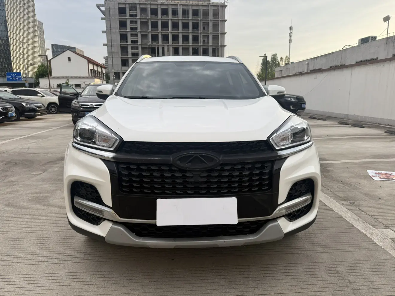 Chery Tiggo 8