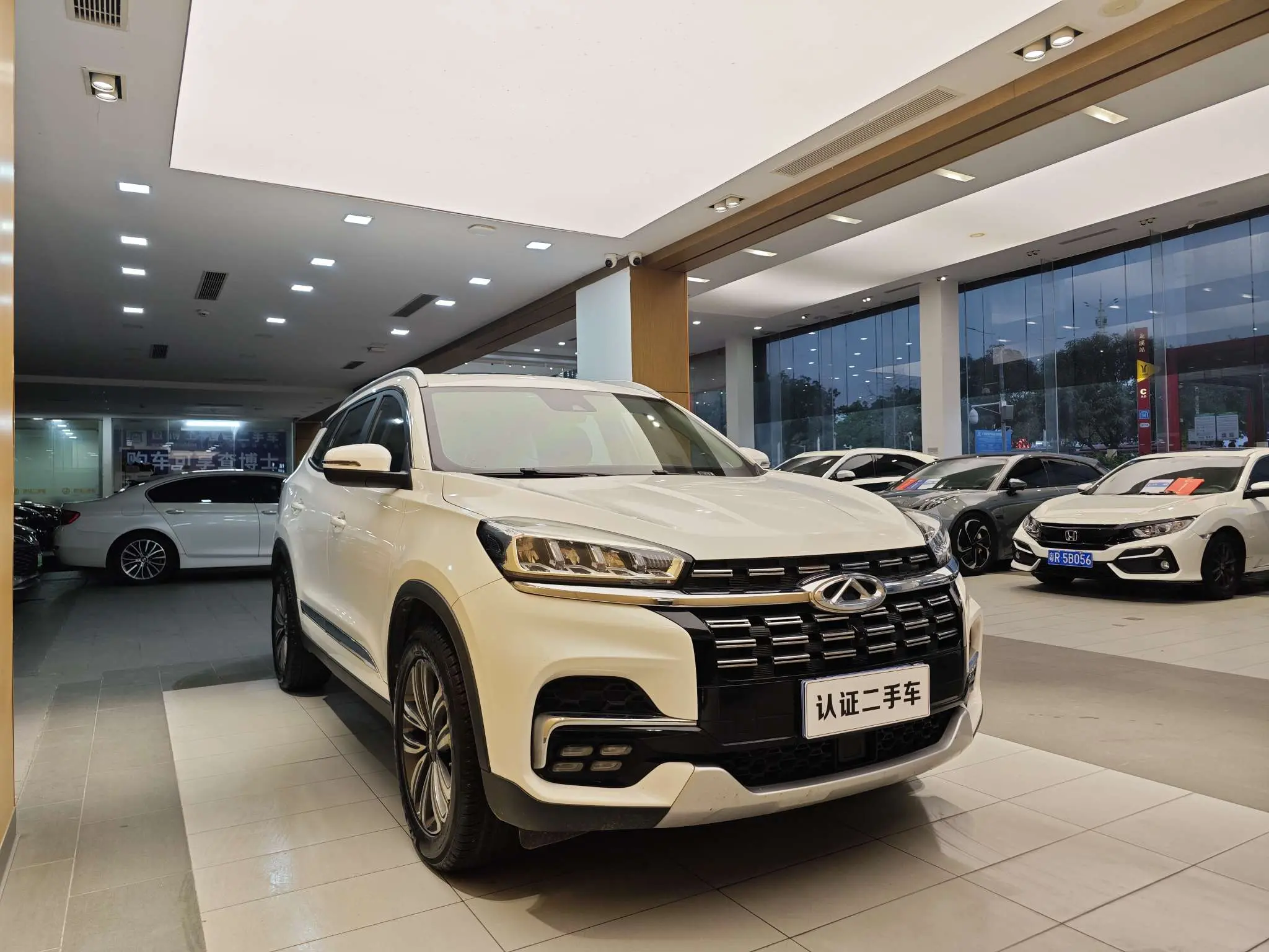Chery Tiggo 8