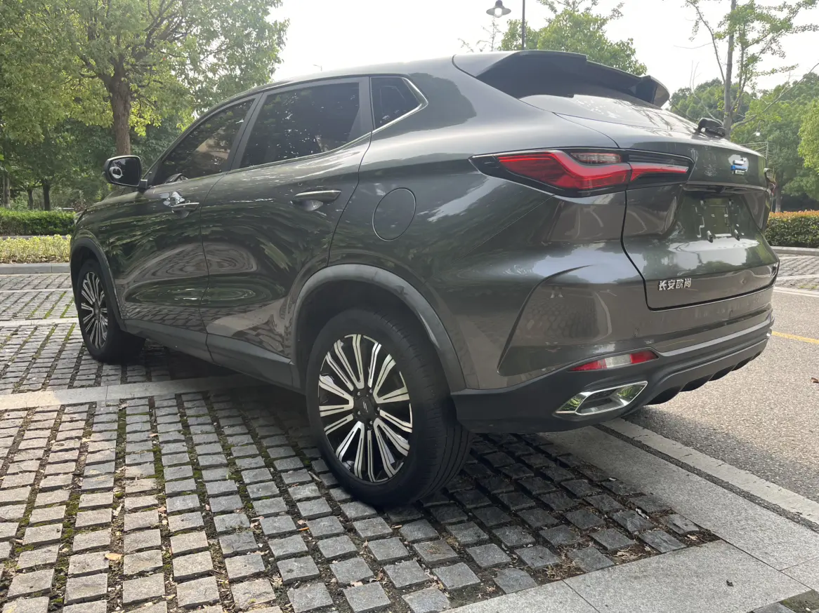 Oshan Changan Auchan X5