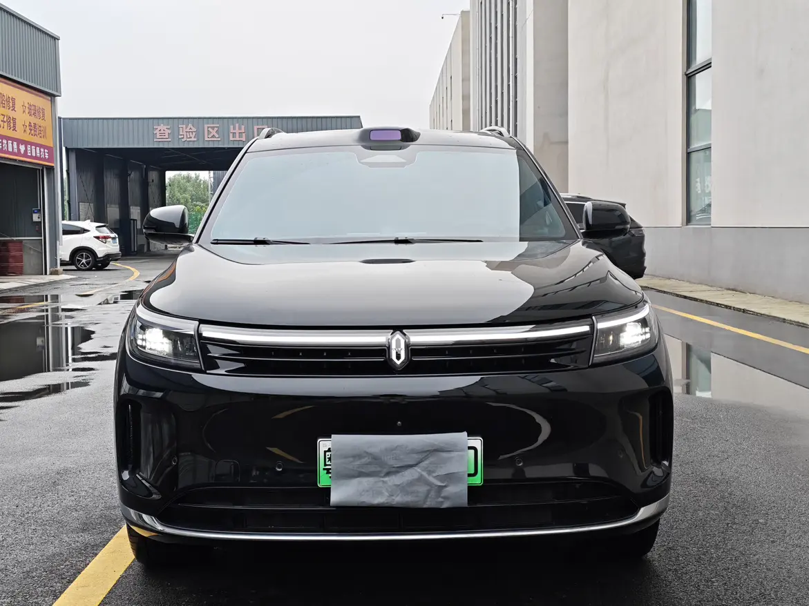AITO M7 (Wenjie M7)  из Китая