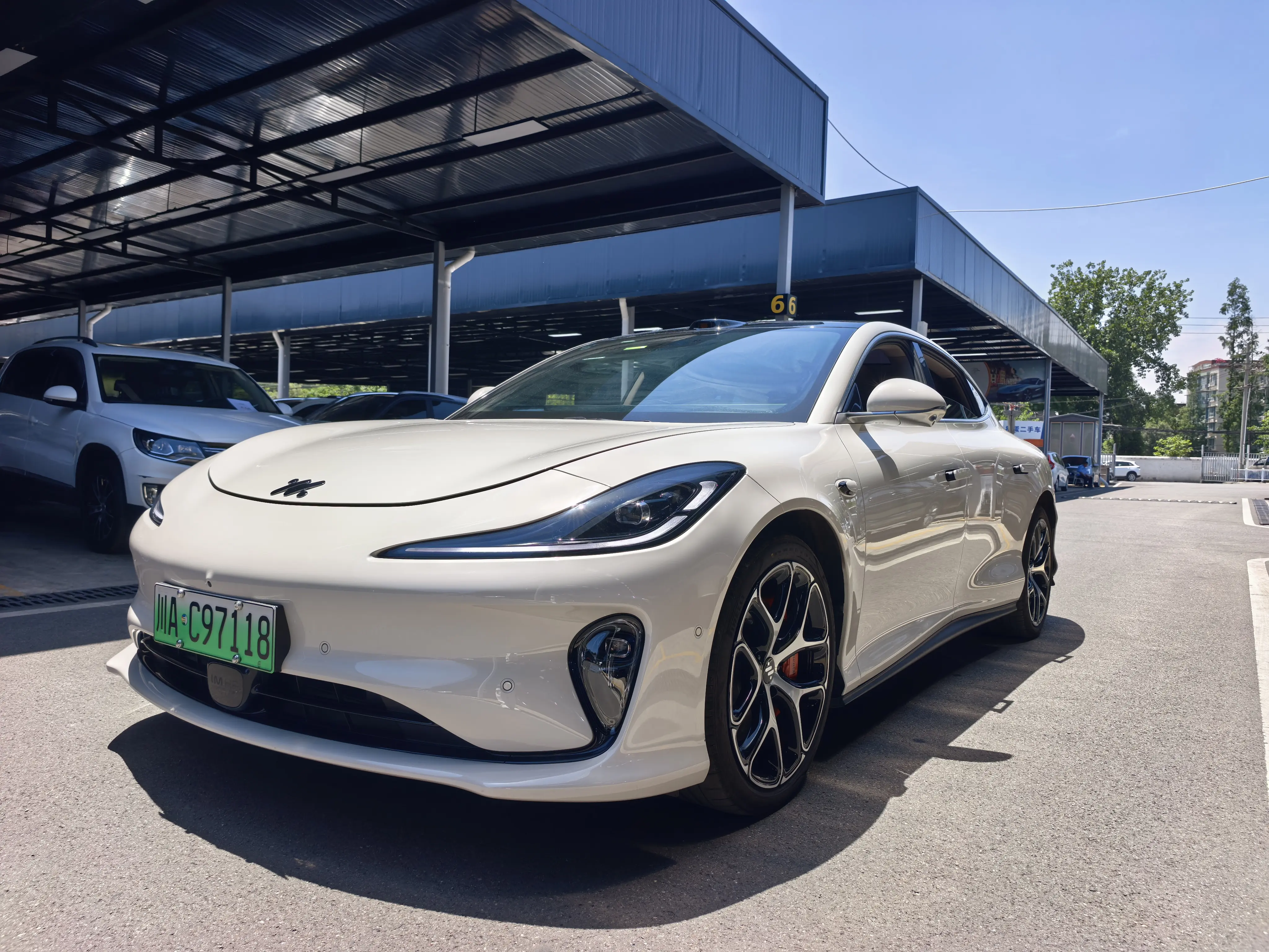 IM Motors L6
