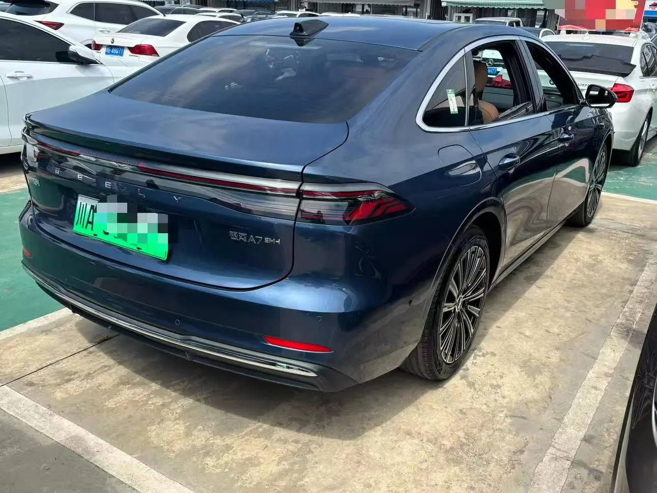 Geely Galaxy A7 EM