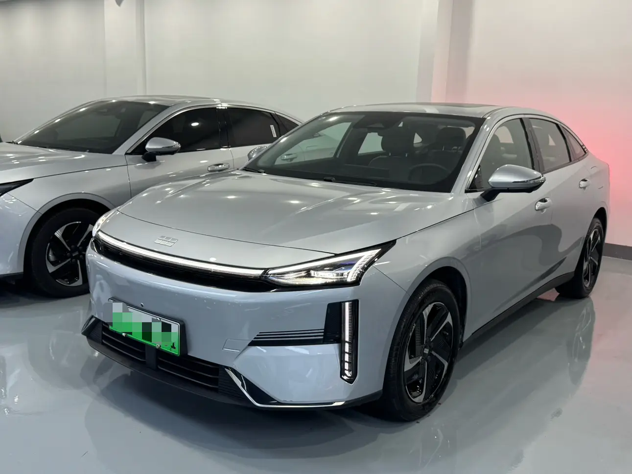 Geely Galaxy L6