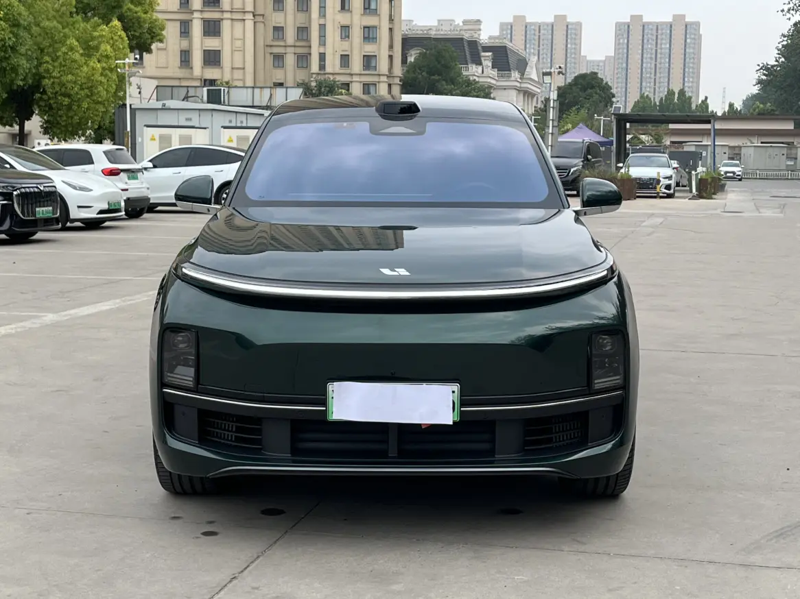 Lixiang L8