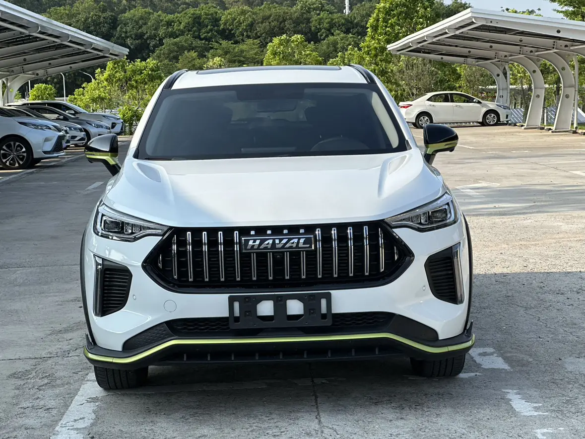 Haval Harvard Red Rabbit
