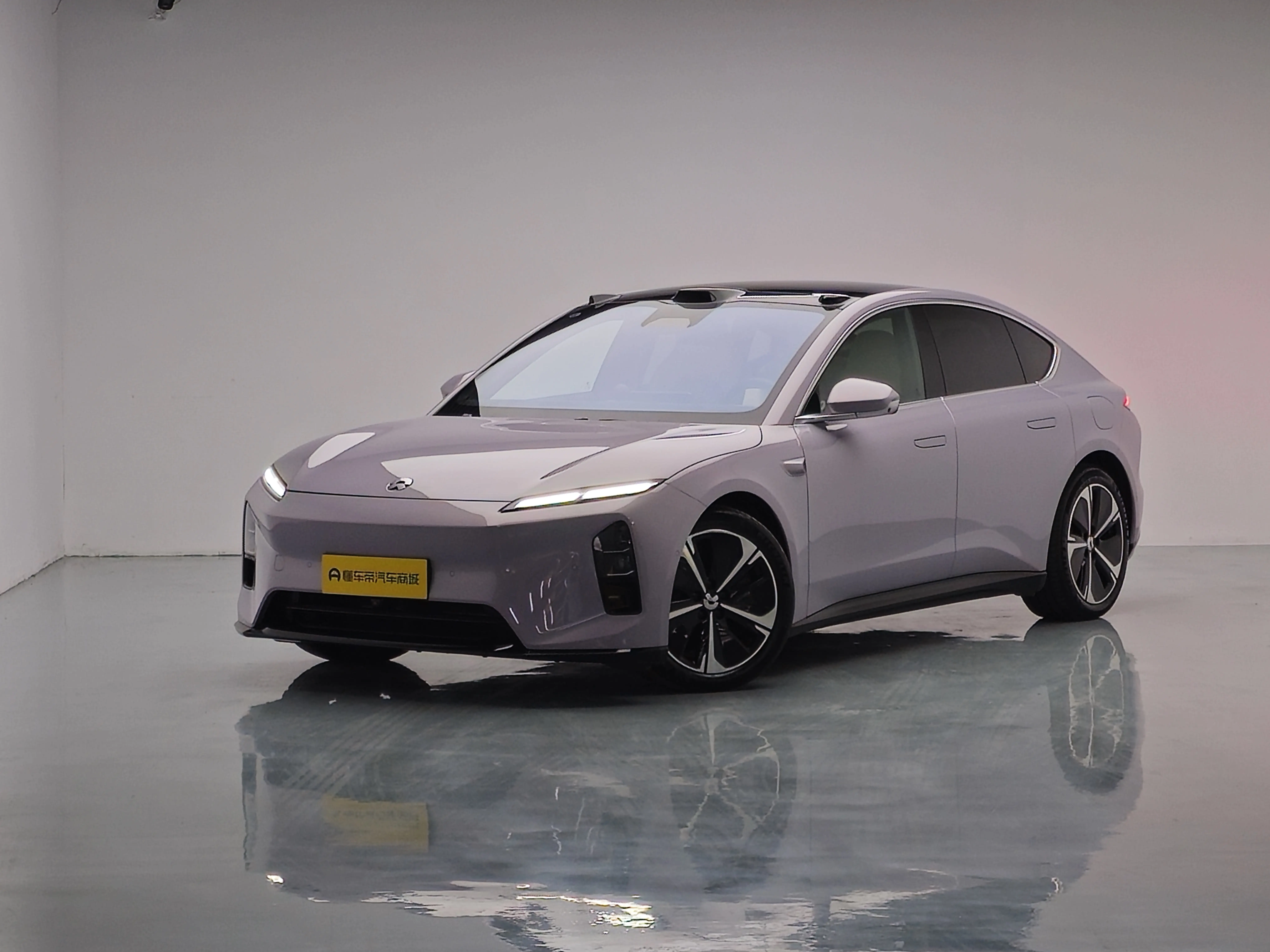NIO ET5