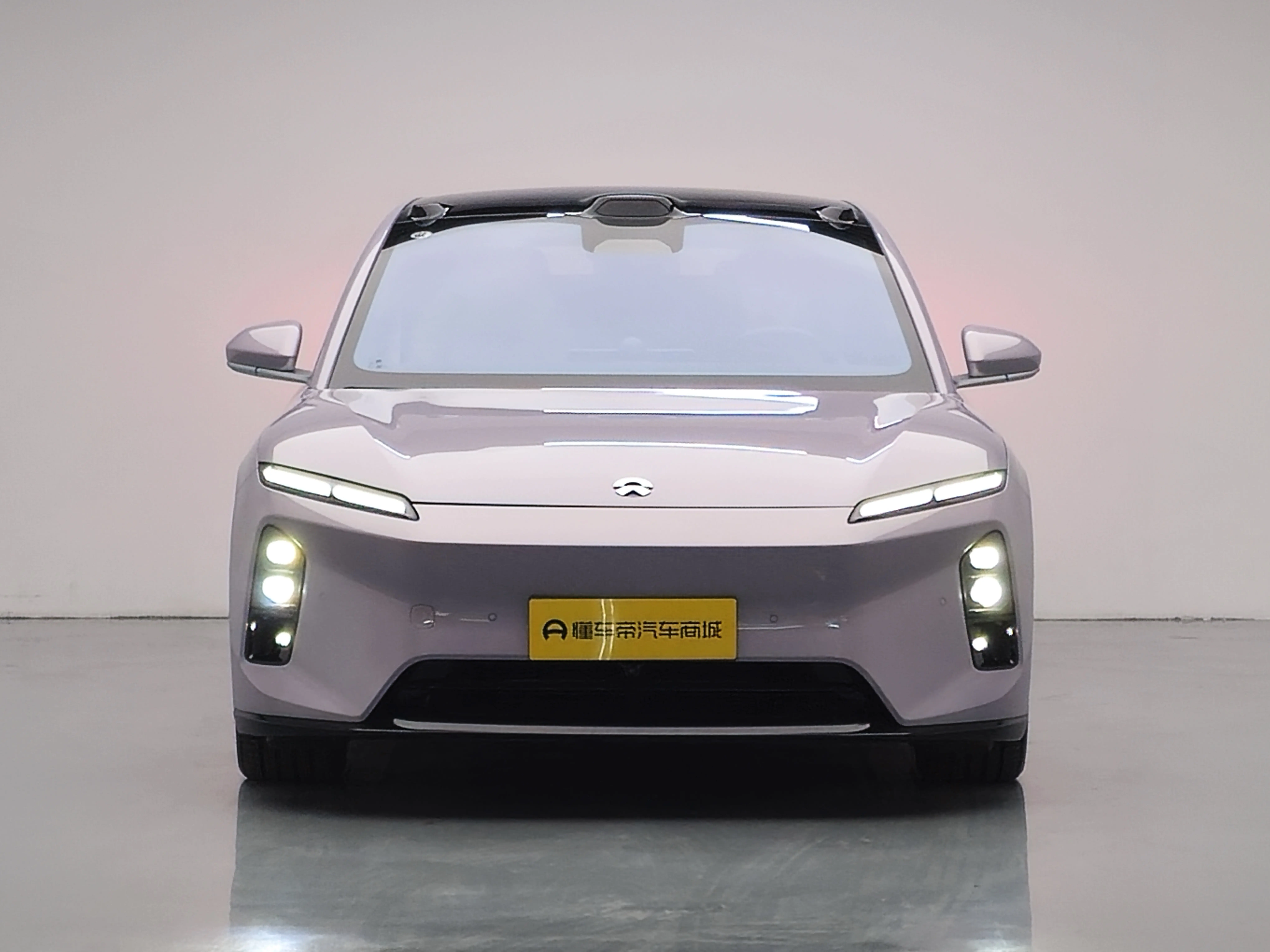 NIO ET5