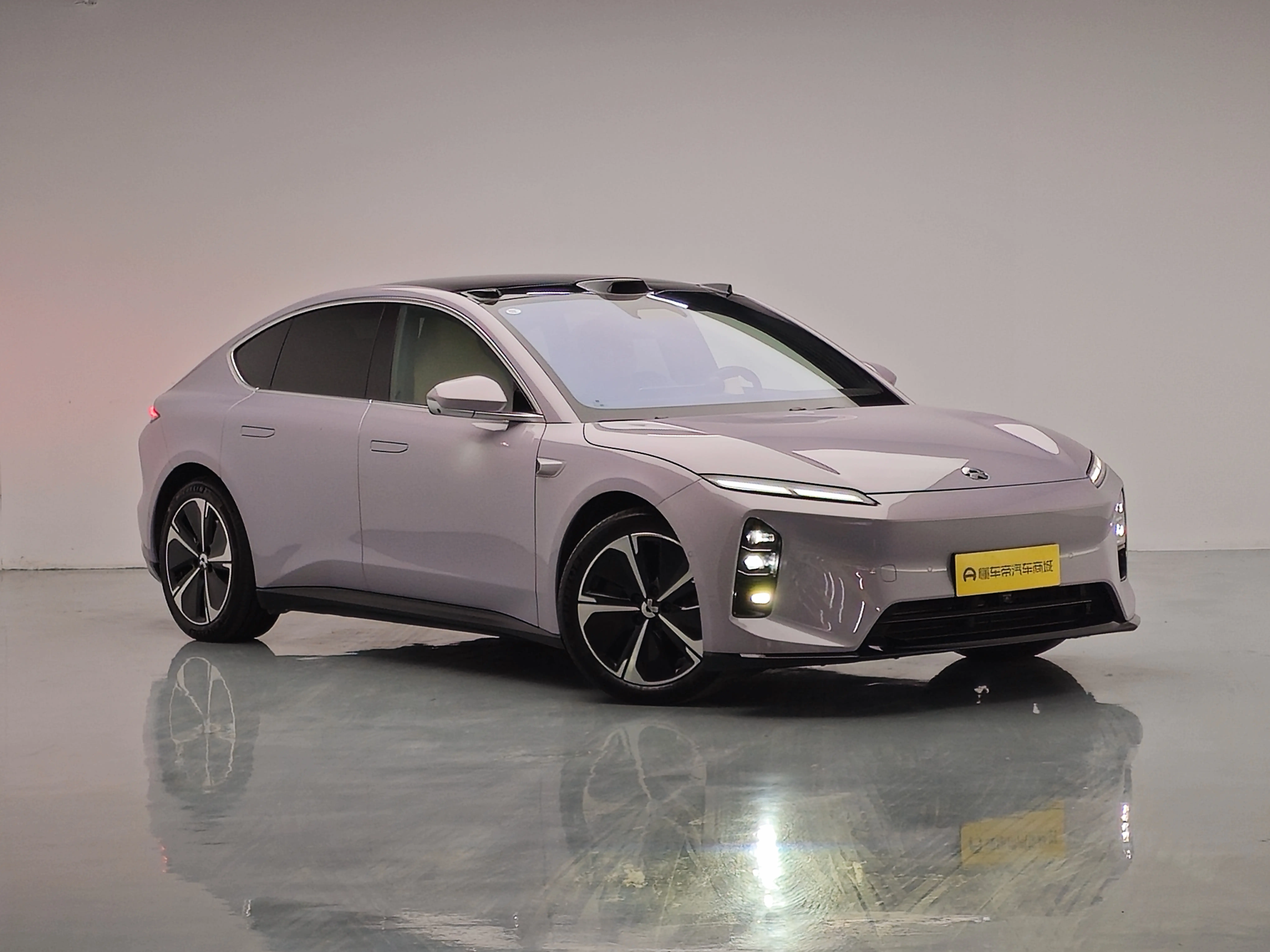 NIO ET5