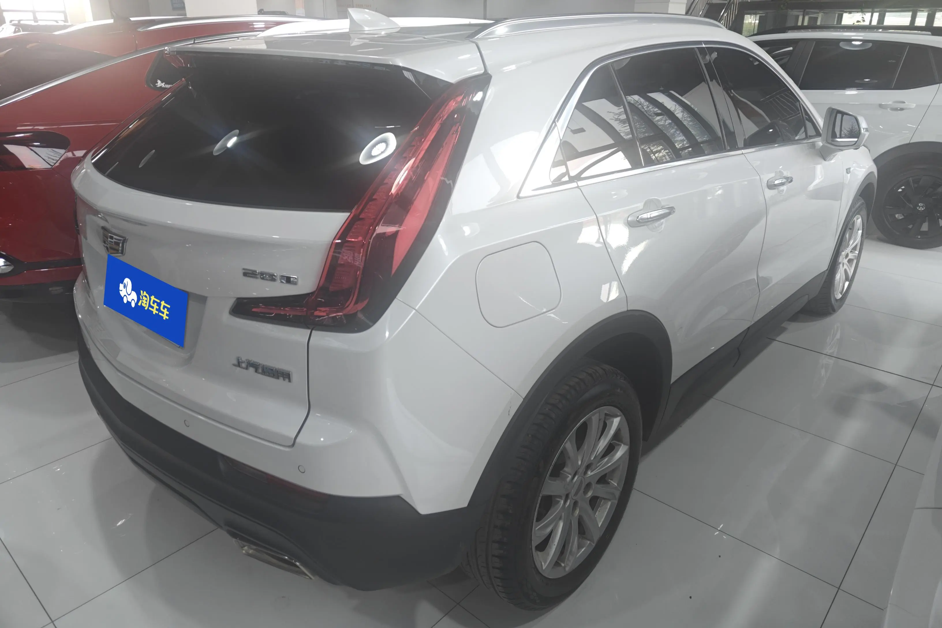 Cadillac XT4