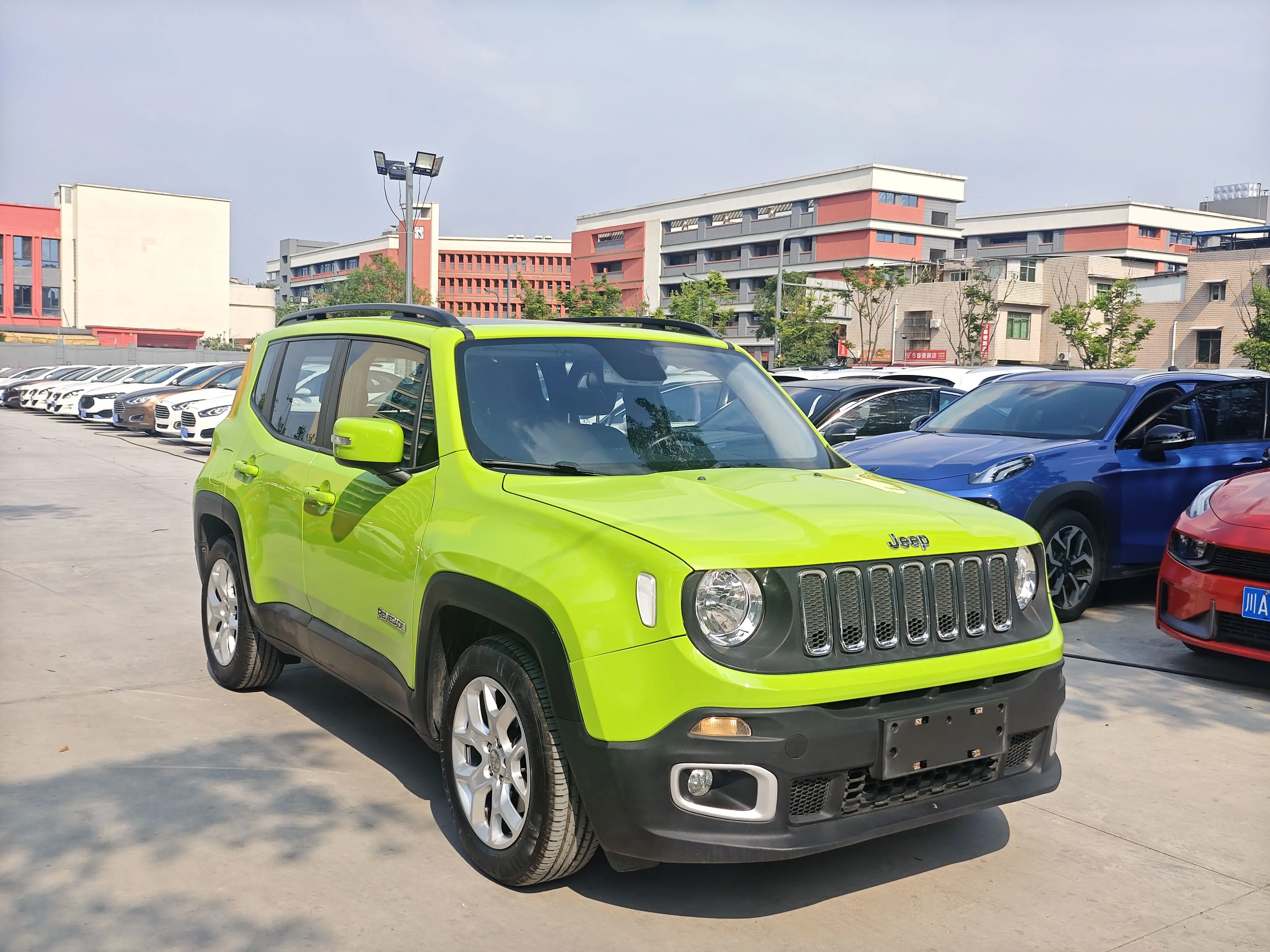 Jeep Freeman