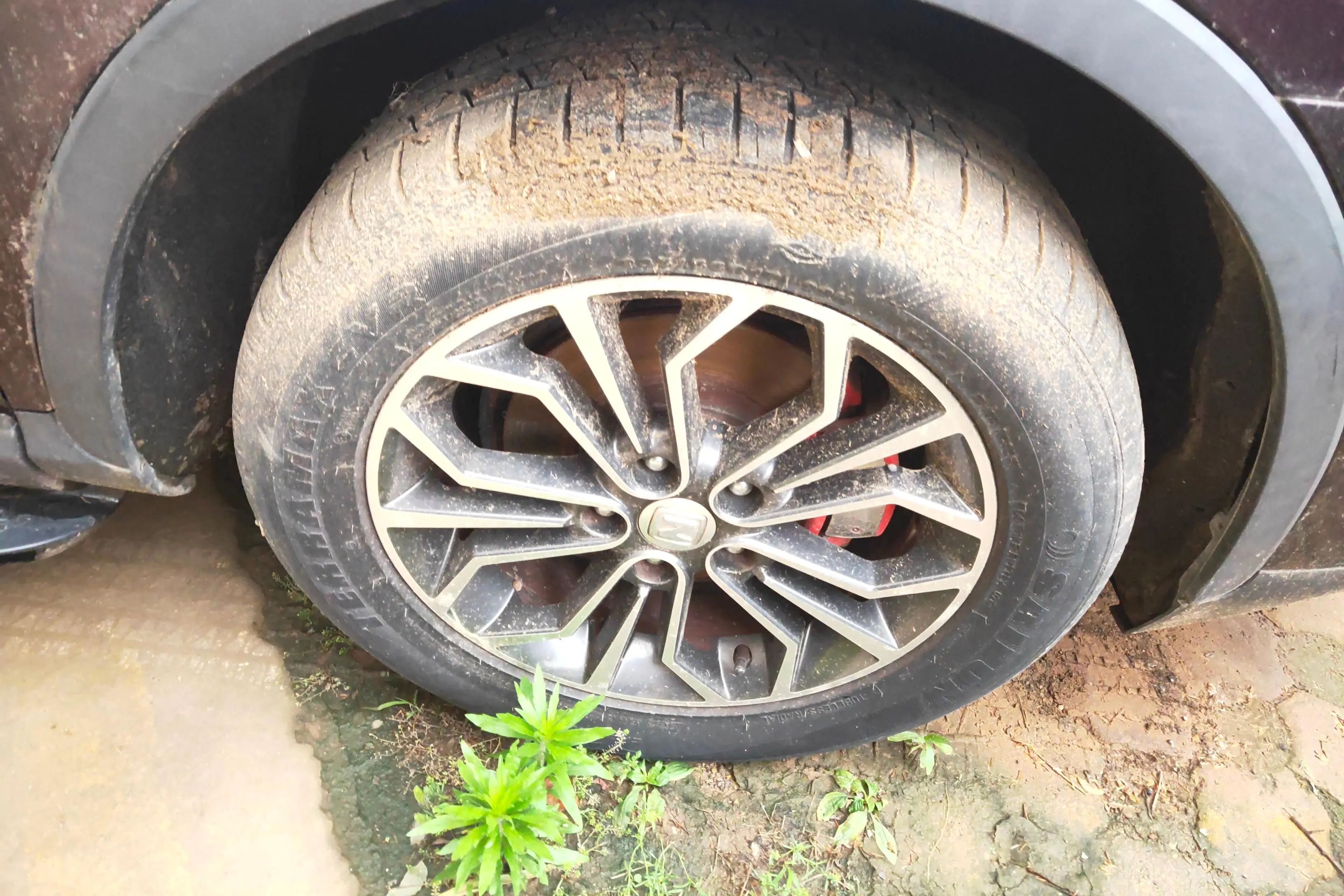 Zotye SR7