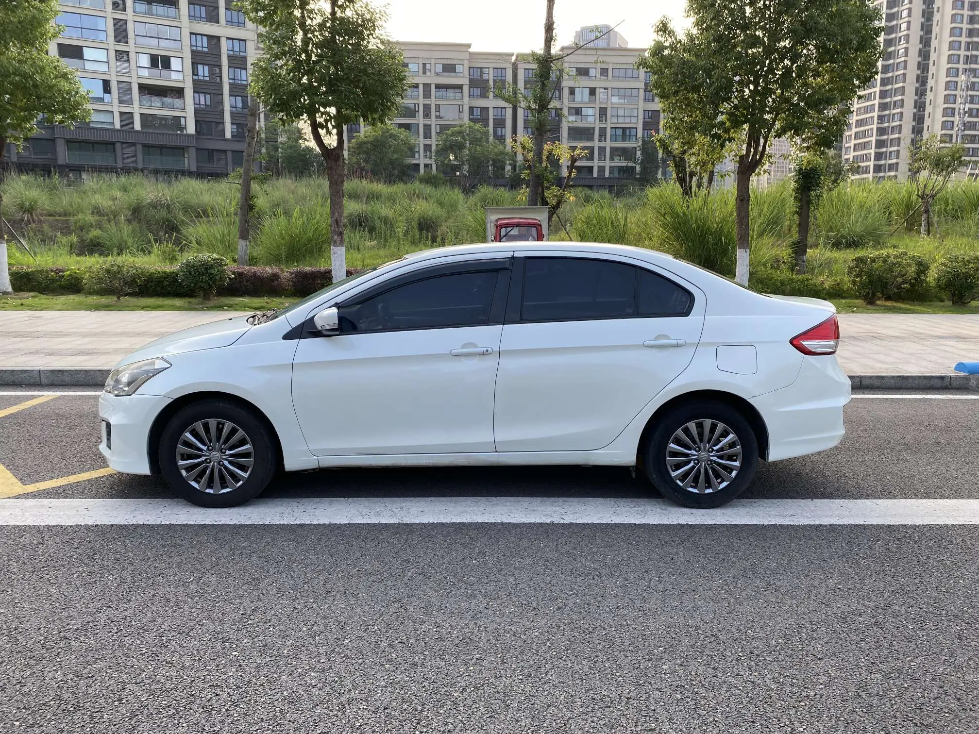 Suzuki Alivio