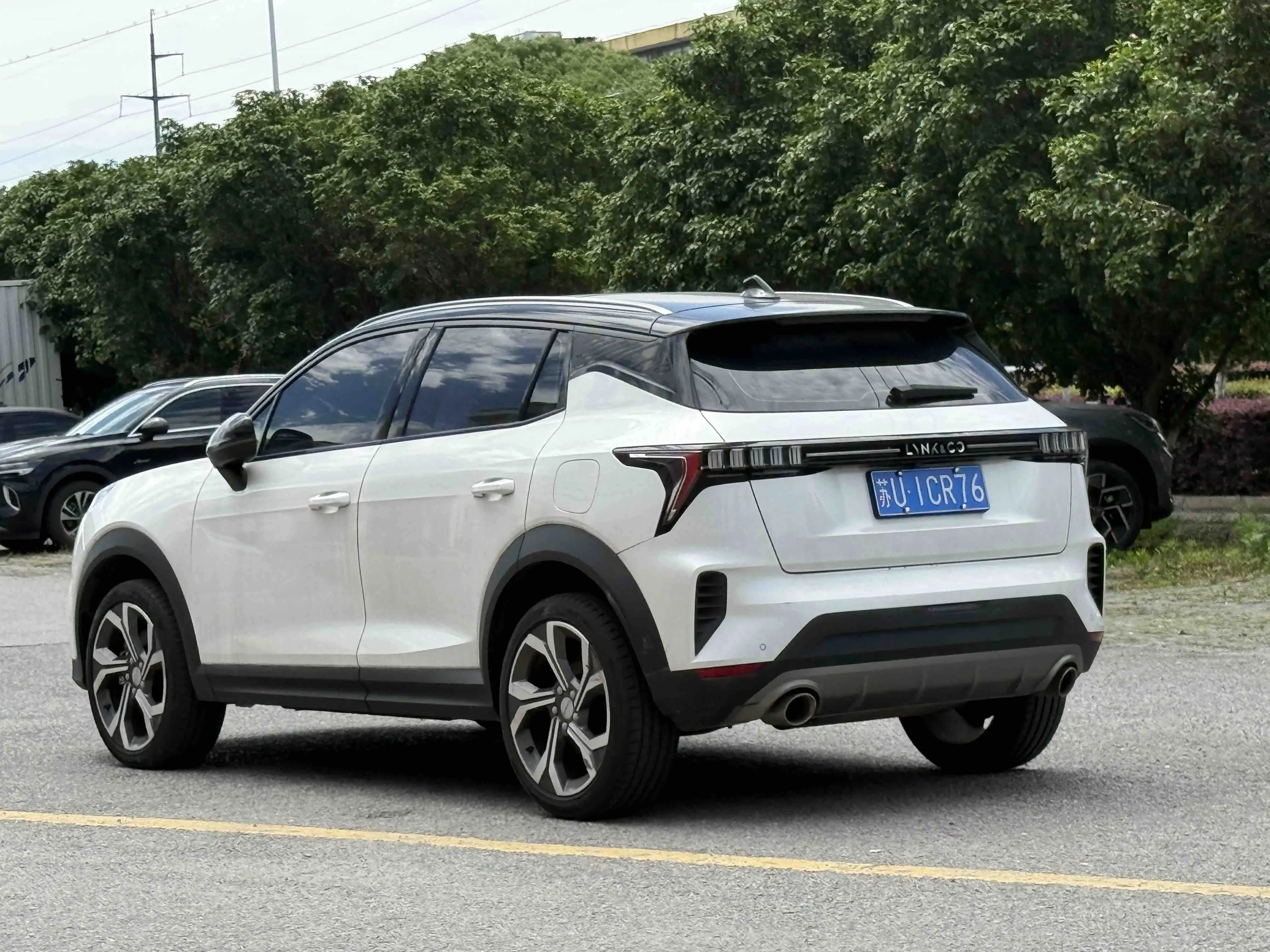 Lynk & Co 06