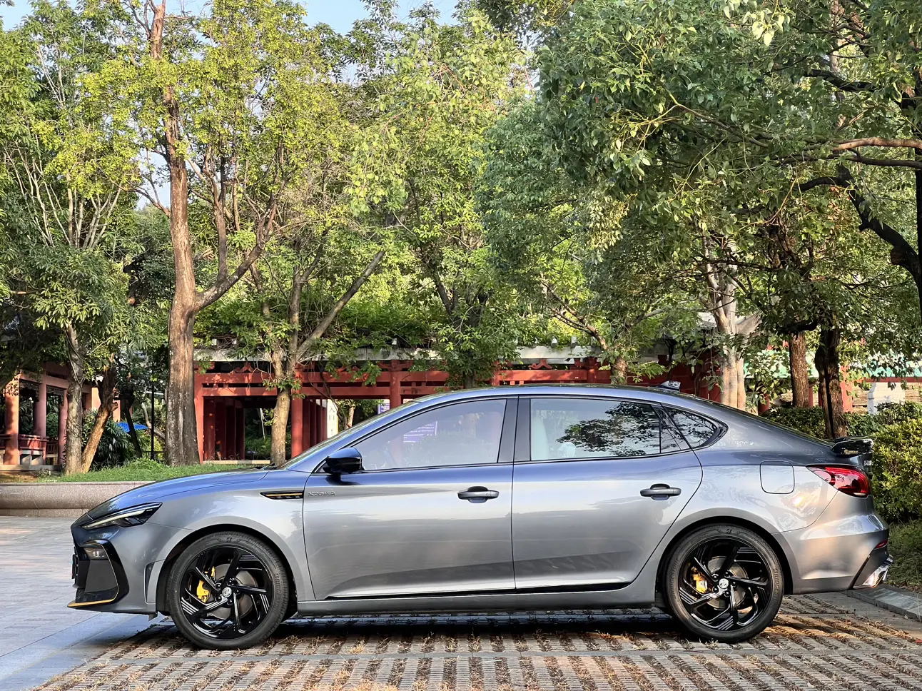 MG 6