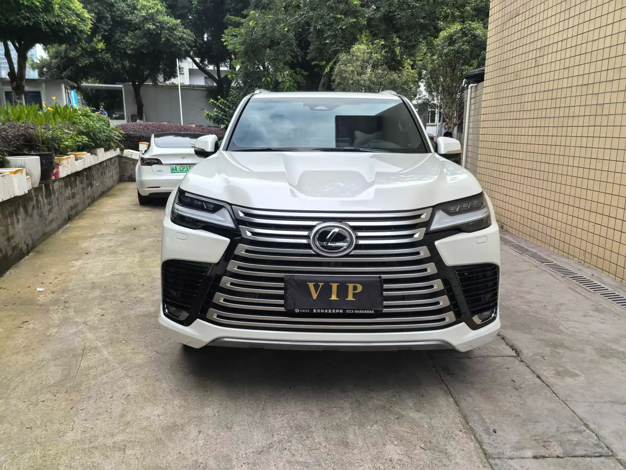 Lexus LX