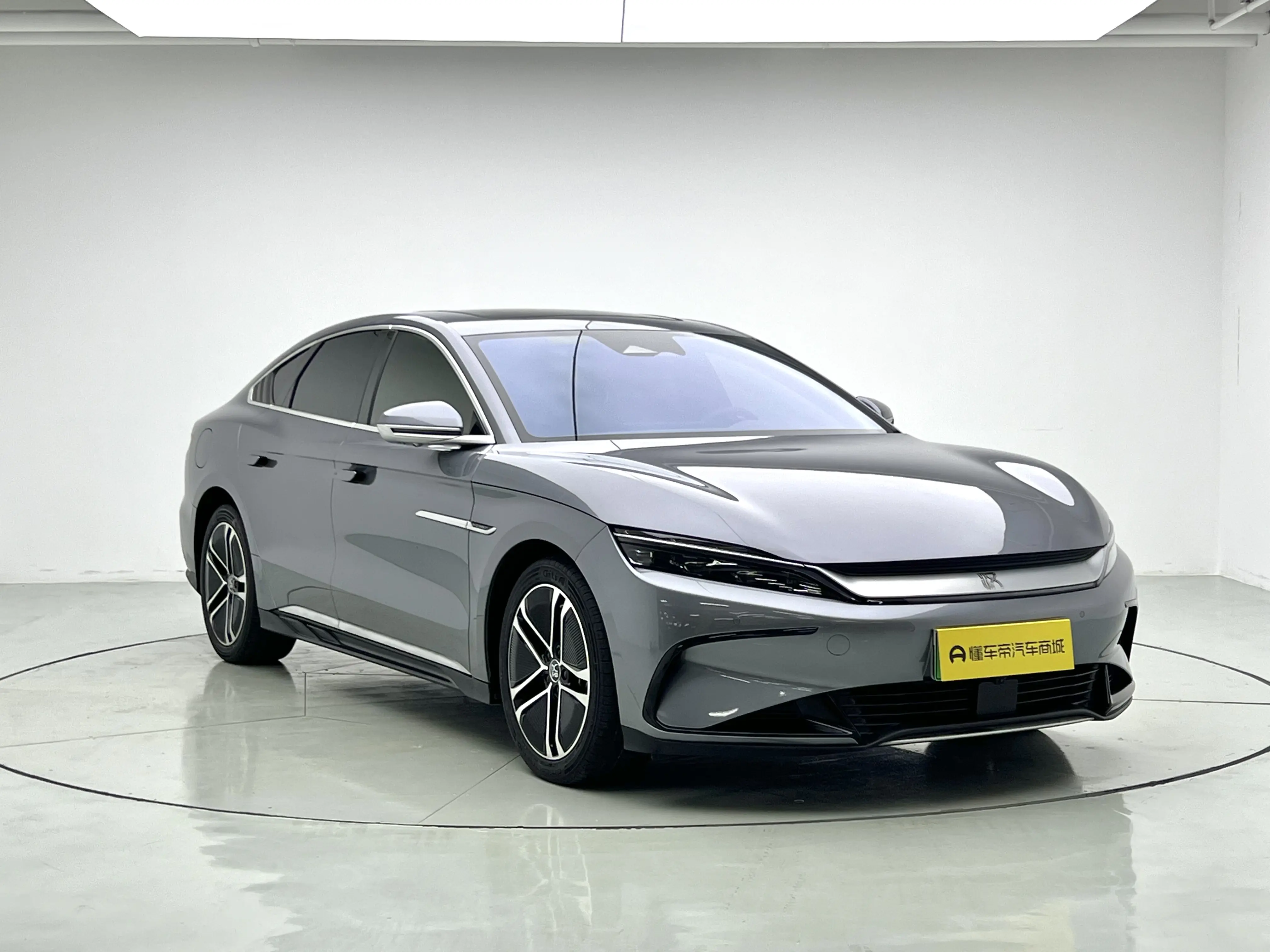 BYD Han EV