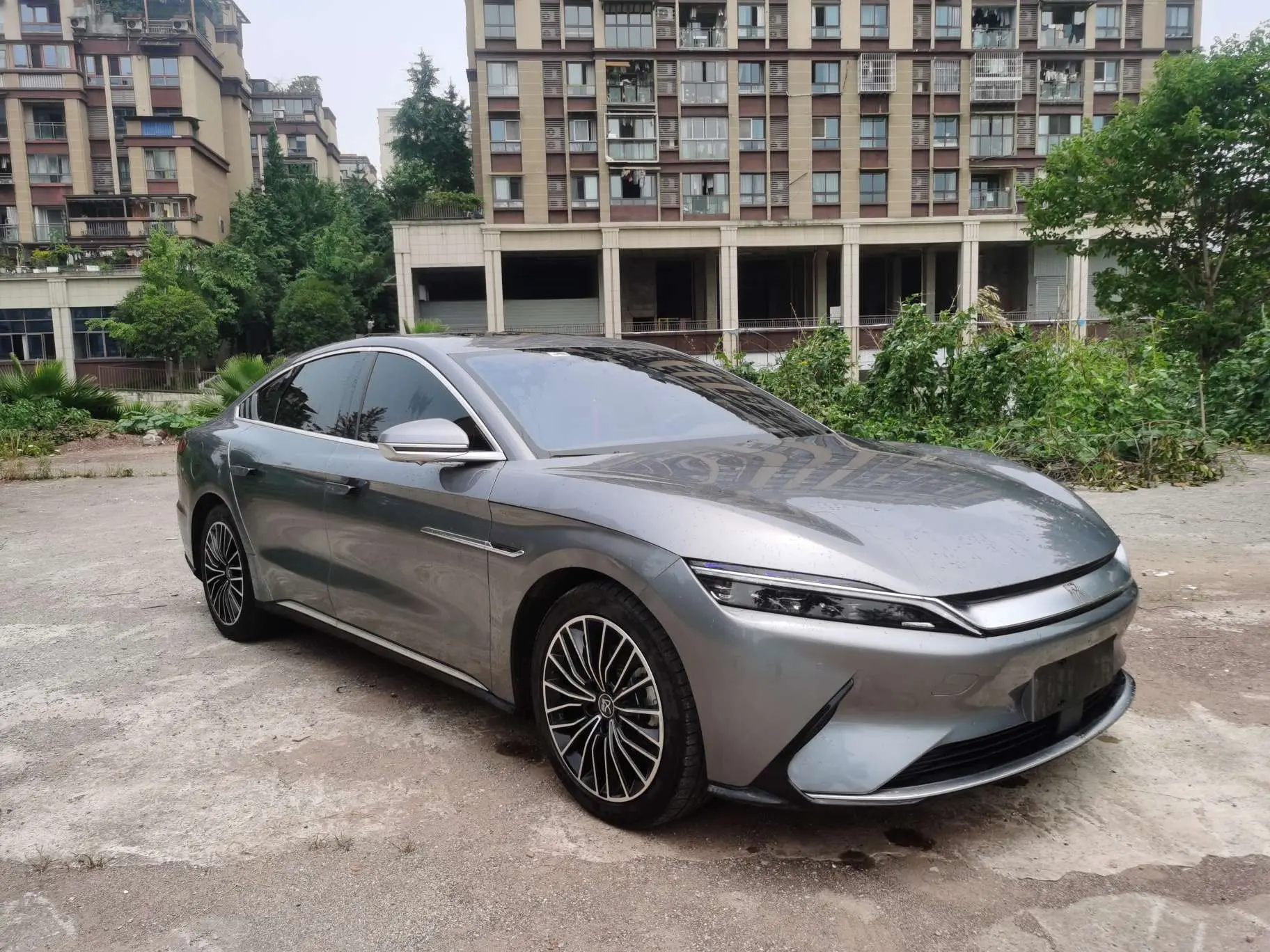 BYD Han EV