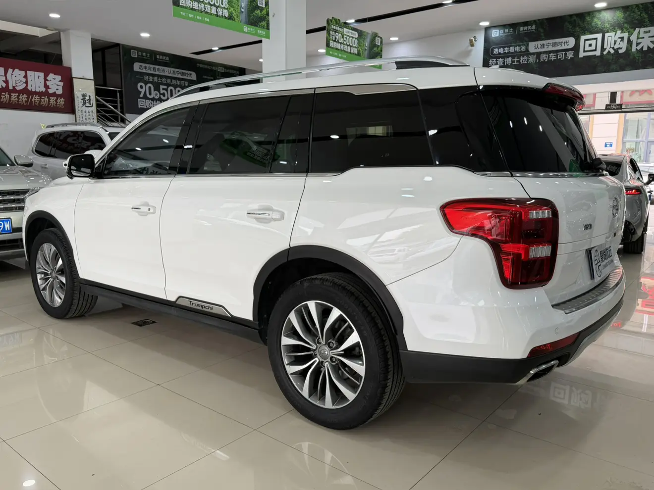 GAC Trumpchi GS8